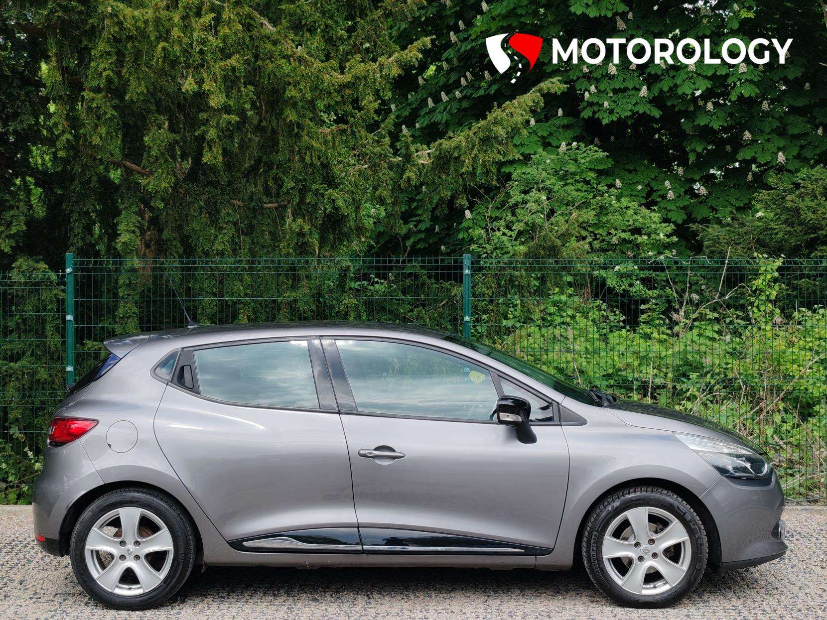 2015 RENAULT CLIO 2015 RENAULT CLIO