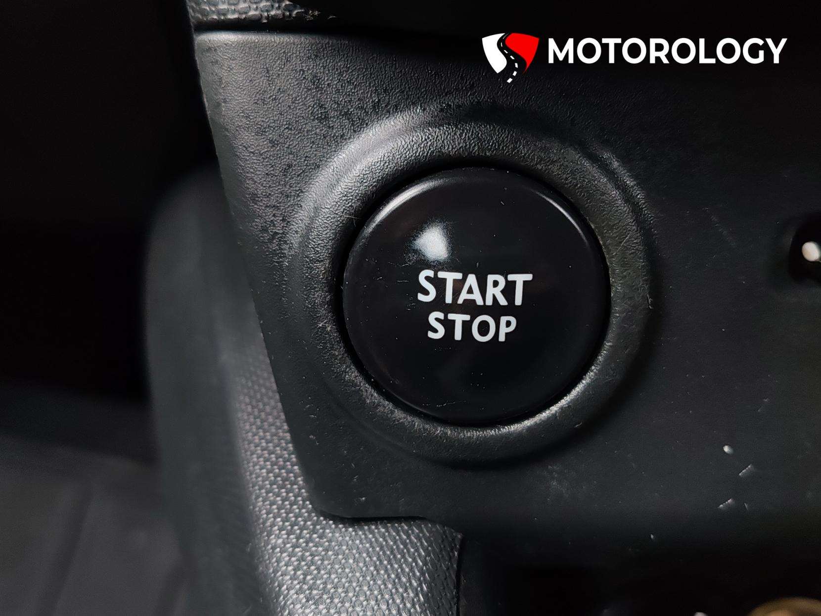 2015 RENAULT CLIO 2015 RENAULT CLIO