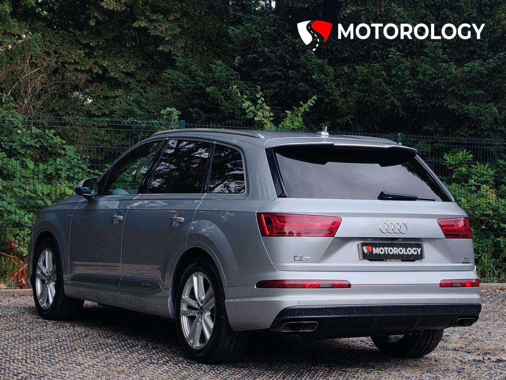 2018 AUDI Q7 2018 AUDI Q7