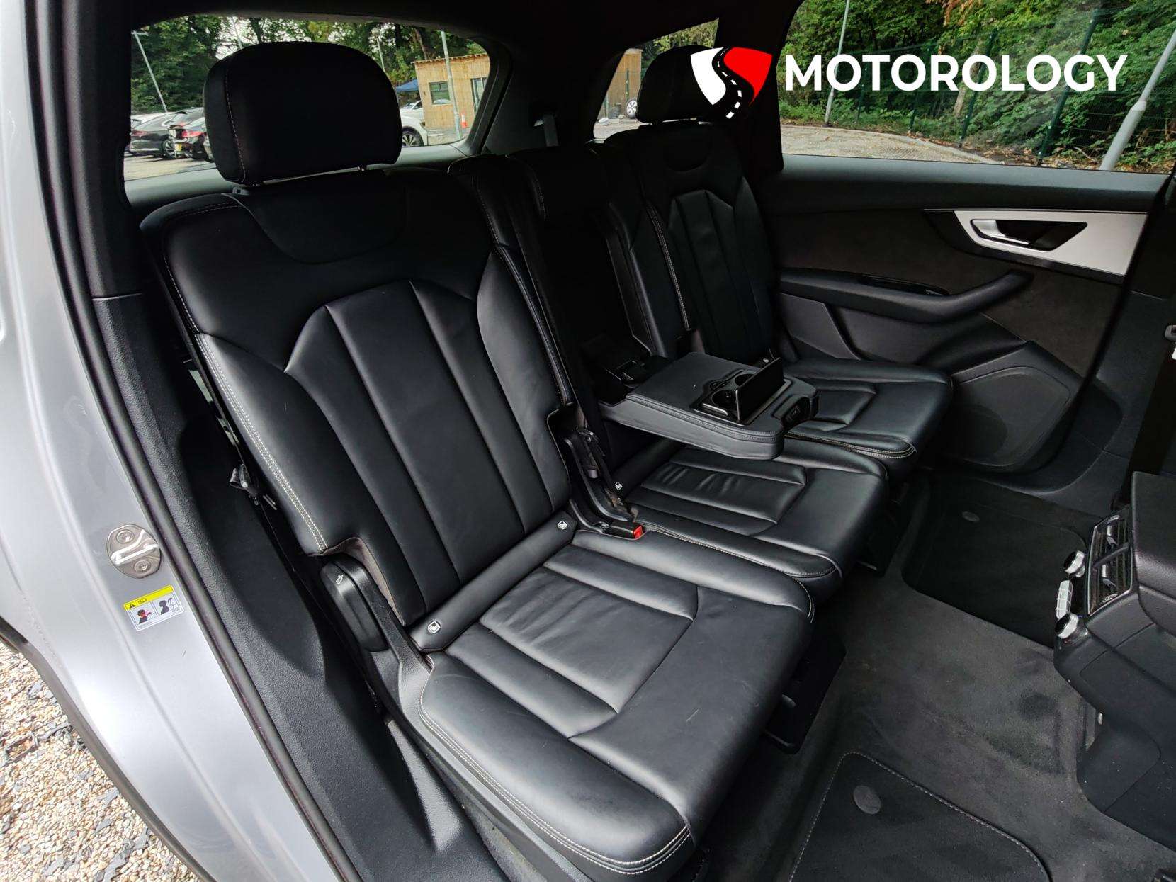 2018 AUDI Q7 2018 AUDI Q7