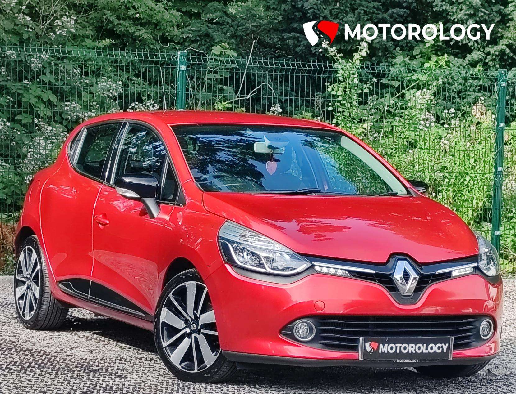 A 2016 RENAULT CLIO 1.5 dCi Dynamique S Nav Hatchback 5dr Diesel Manual Euro 6 (s/s) (90 ps) A 2016 RENAULT CLIO 1.5 dCi Dynamique S Nav Hatchback 5dr Diesel Manual Euro 6 (s/s) (90 ps)