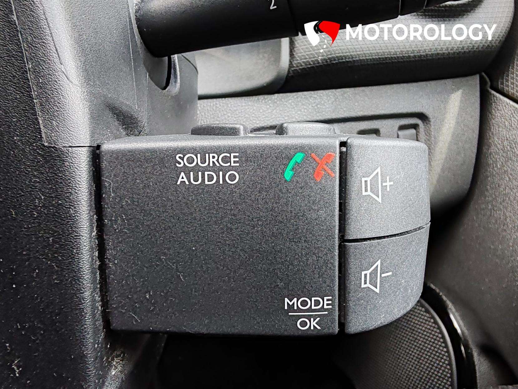 2016 RENAULT CLIO 2016 RENAULT CLIO