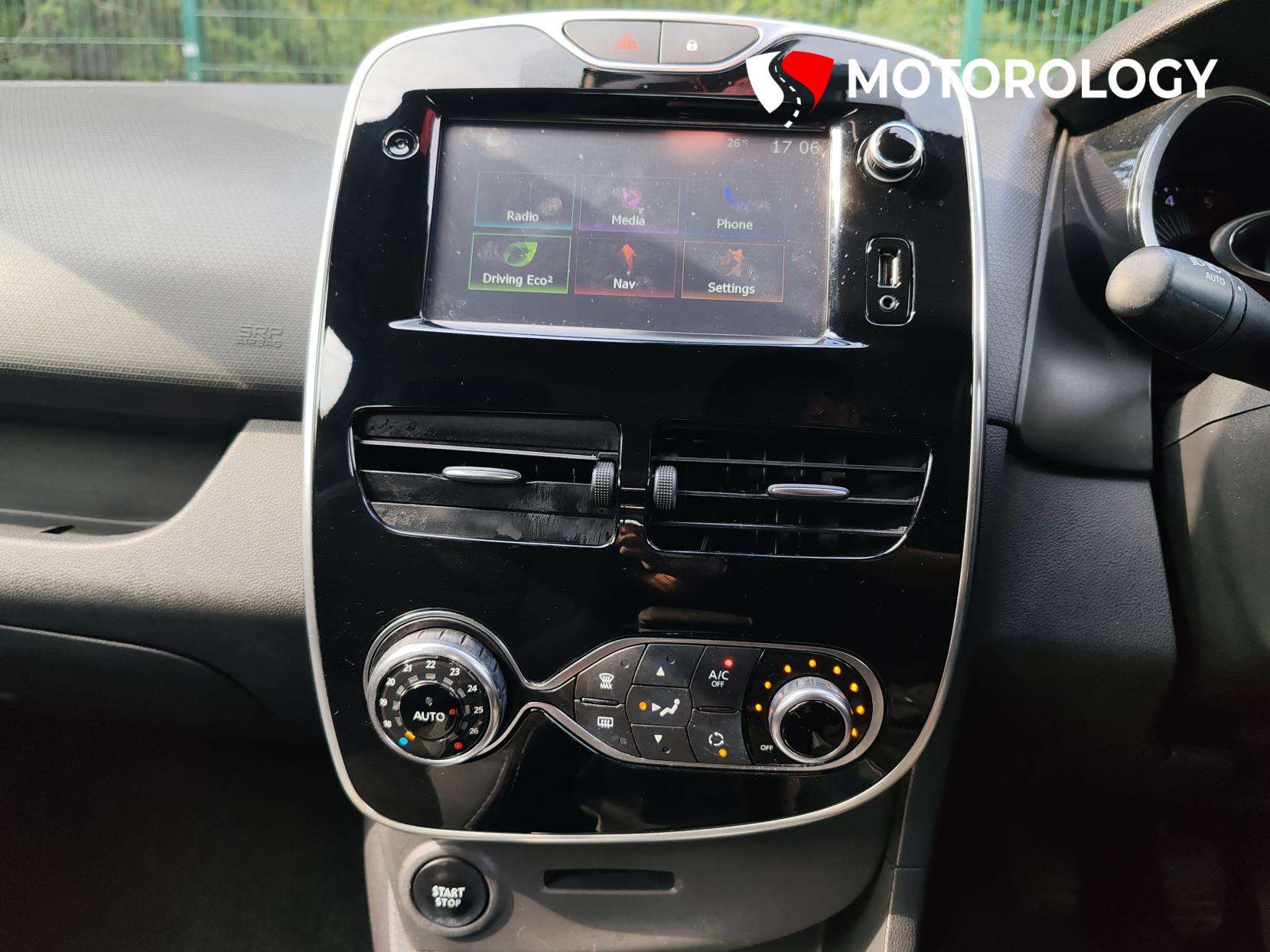 2016 RENAULT CLIO 2016 RENAULT CLIO