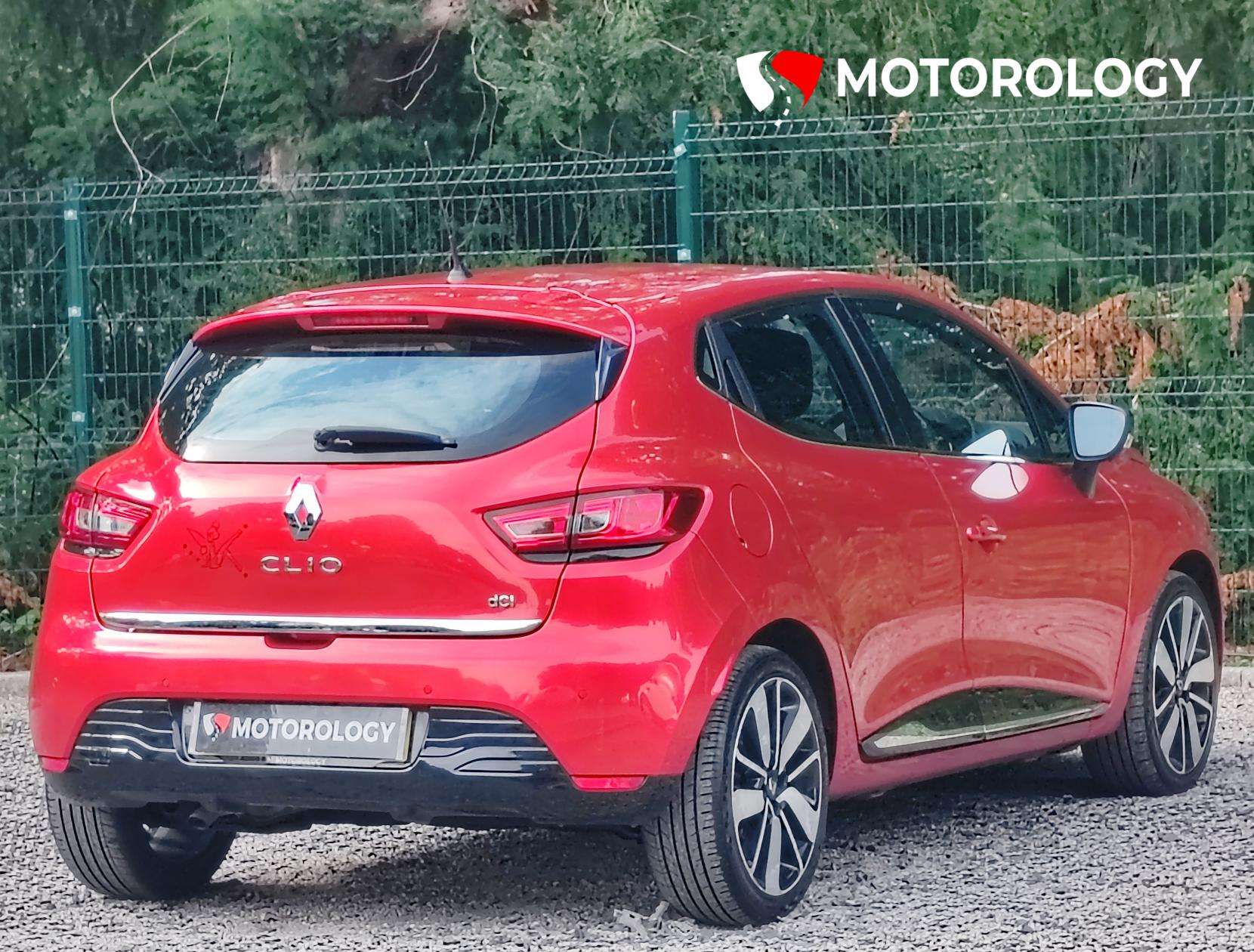 A 2016 RENAULT CLIO 1.5 dCi Dynamique S Nav Hatchback 5dr Diesel Manual Euro 6 (s/s) (90 ps) A 2016 RENAULT CLIO 1.5 dCi Dynamique S Nav Hatchback 5dr Diesel Manual Euro 6 (s/s) (90 ps)