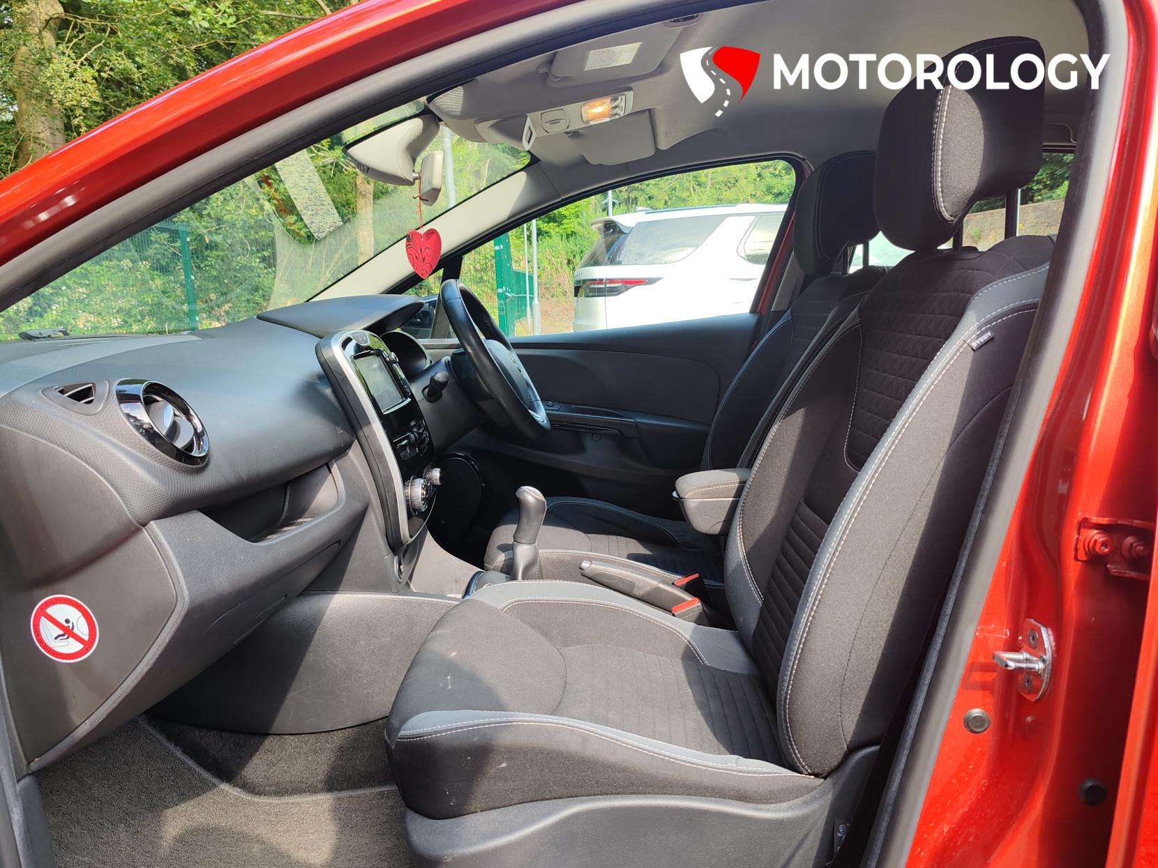 2016 RENAULT CLIO 2016 RENAULT CLIO