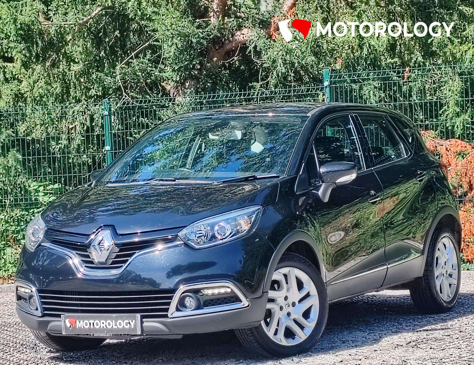 A 2016 RENAULT CAPTUR 1.5 dCi ENERGY Dynamique Nav SUV 5dr Diesel Manual Euro 6 (s/s) (90 ps) A 2016 RENAULT CAPTUR 1.5 dCi ENERGY Dynamique Nav SUV 5dr Diesel Manual Euro 6 (s/s) (90 ps)