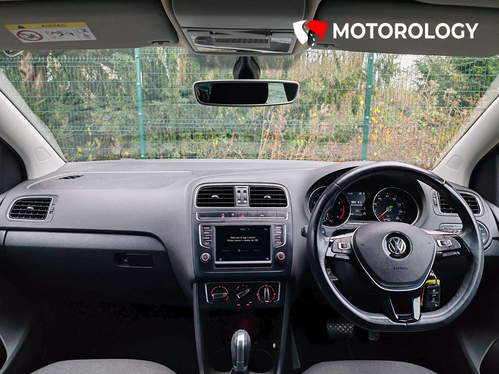 2017 VOLKSWAGEN POLO 2017 VOLKSWAGEN POLO