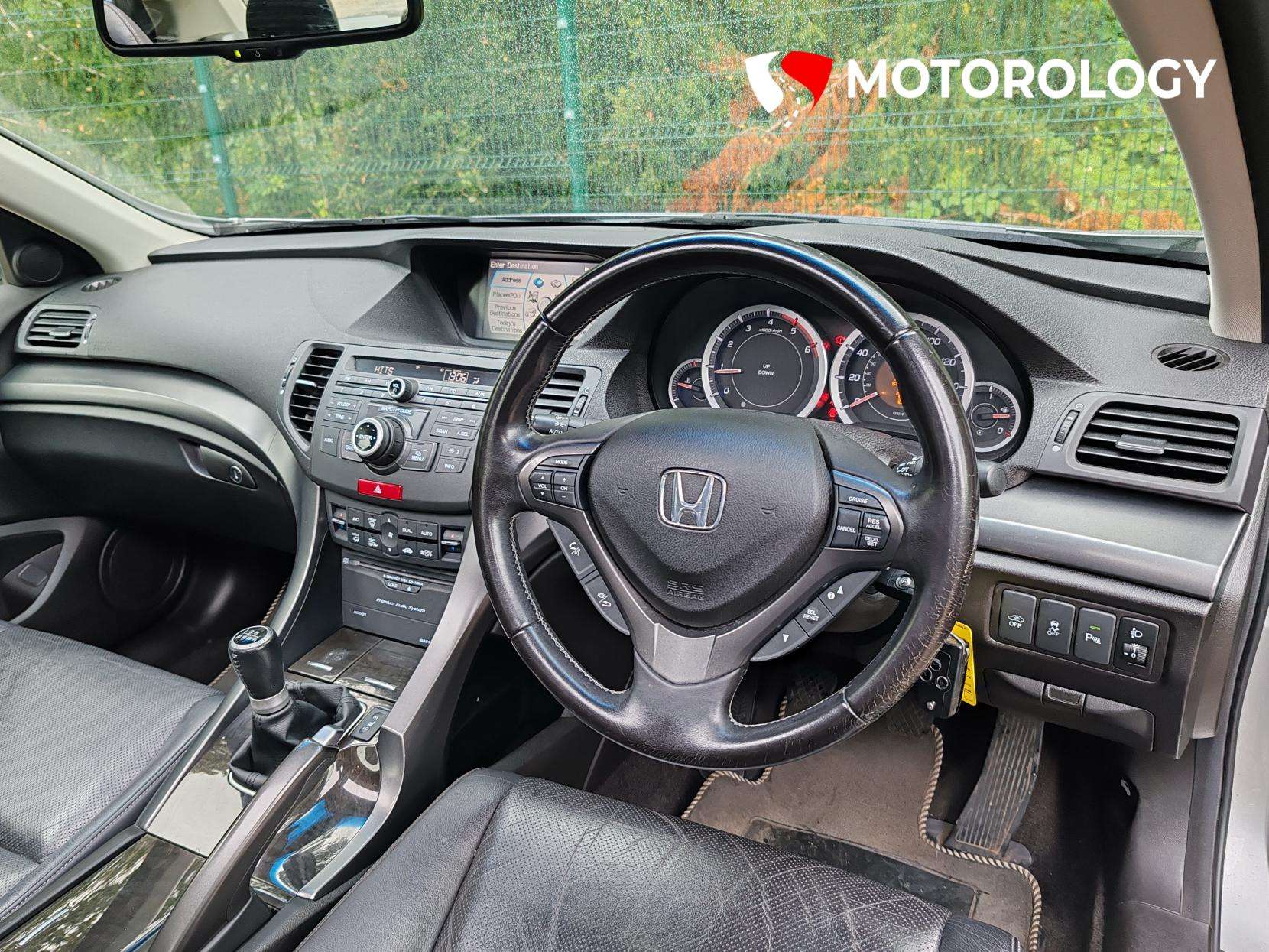 A 2012 HONDA ACCORD 2.2 i-DTEC EX Saloon 4dr Diesel Manual Euro 5 (150 ps) A 2012 HONDA ACCORD 2.2 i-DTEC EX Saloon 4dr Diesel Manual Euro 5 (150 ps)