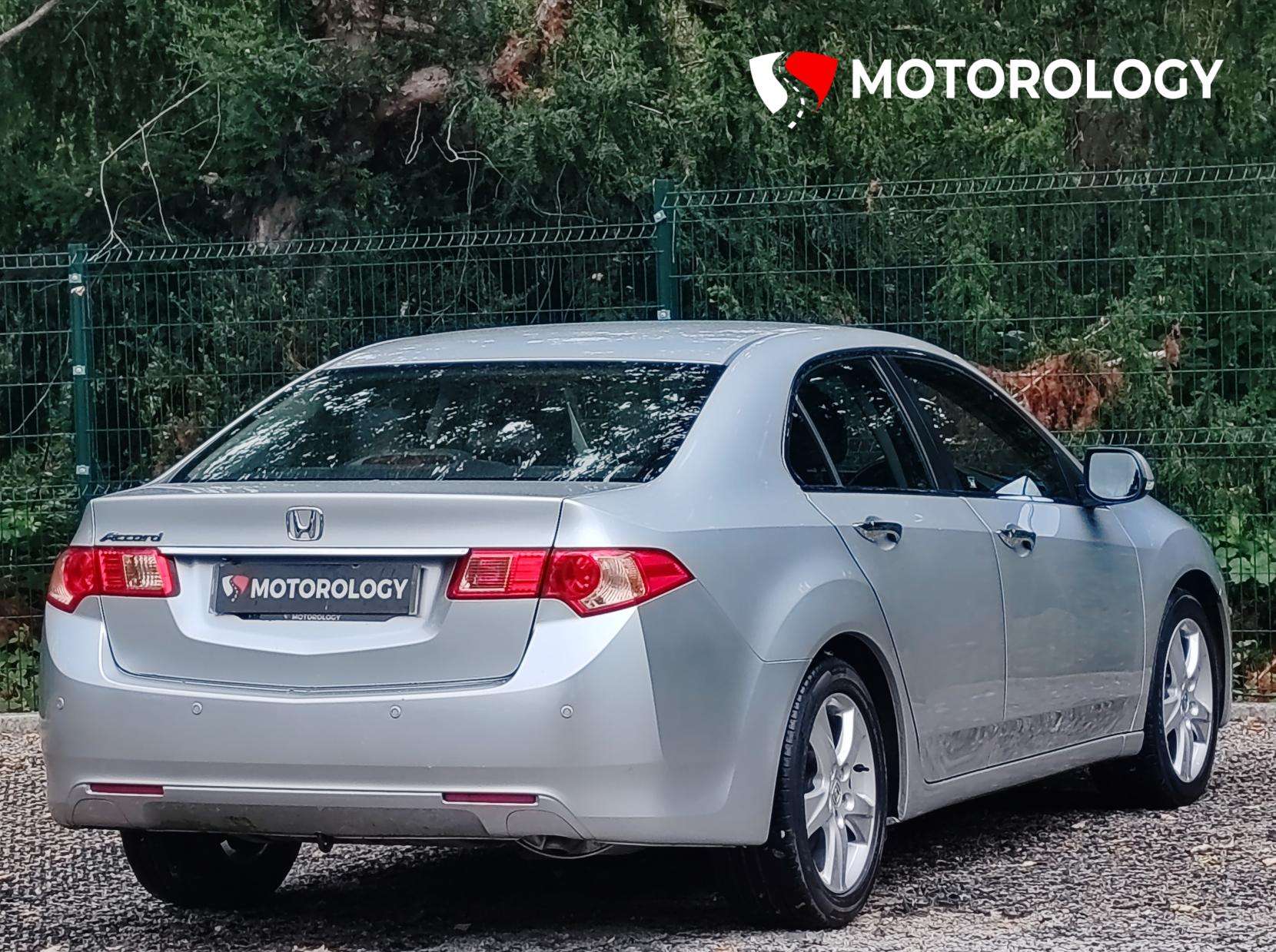A 2012 HONDA ACCORD 2.2 i-DTEC EX Saloon 4dr Diesel Manual Euro 5 (150 ps) A 2012 HONDA ACCORD 2.2 i-DTEC EX Saloon 4dr Diesel Manual Euro 5 (150 ps)