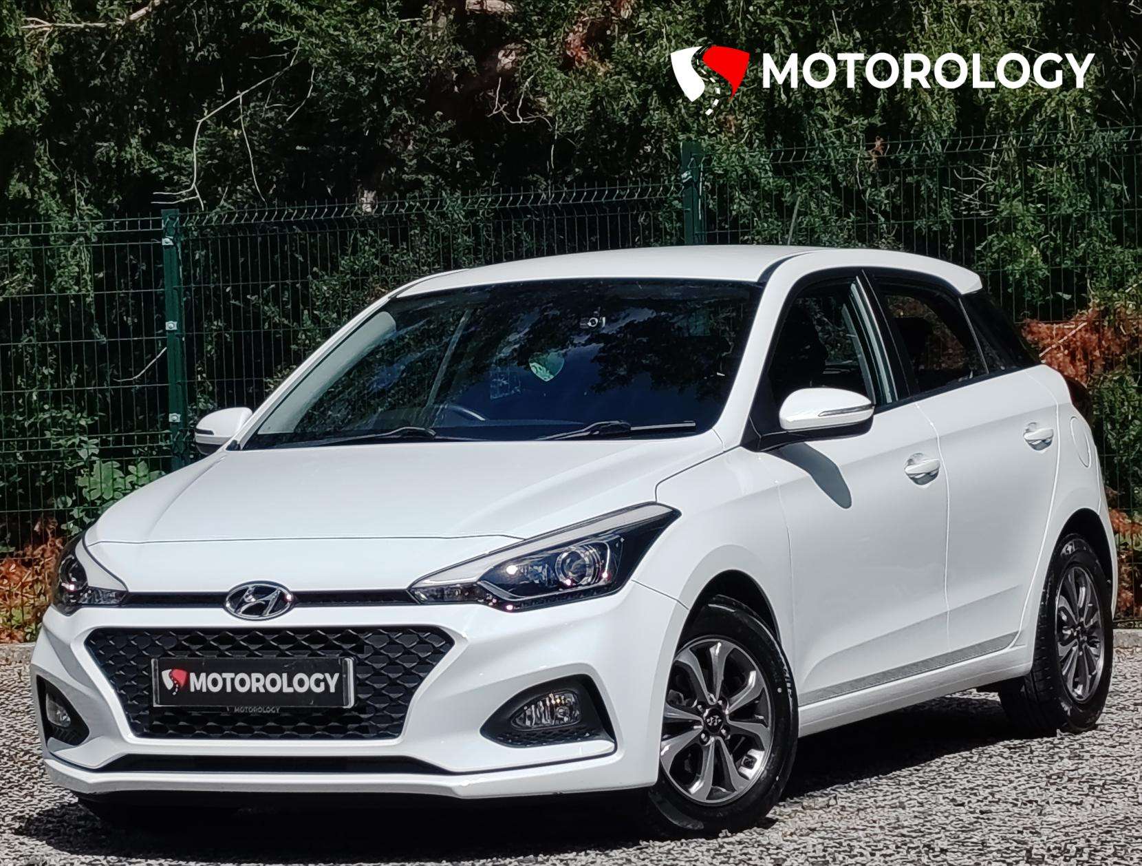 A 2018 HYUNDAI I20 1.2 SE Launch Edition Hatchback 5dr Petrol Manual Euro 6 (s/s) (84 ps) A 2018 HYUNDAI I20 1.2 SE Launch Edition Hatchback 5dr Petrol Manual Euro 6 (s/s) (84 ps)