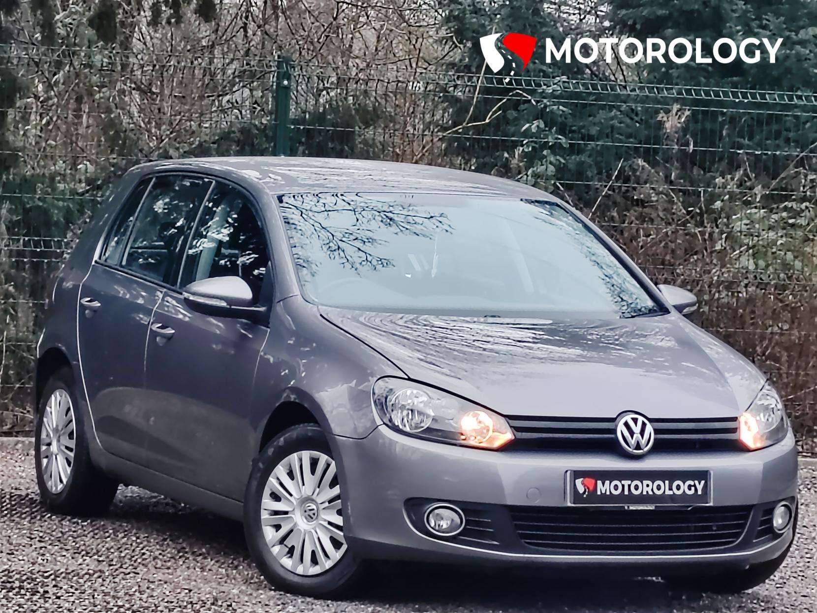 A 2010 VOLKSWAGEN GOLF 1.6 TDI S Hatchback 5dr Diesel Manual Euro 5 (105 ps) A 2010 VOLKSWAGEN GOLF 1.6 TDI S Hatchback 5dr Diesel Manual Euro 5 (105 ps)