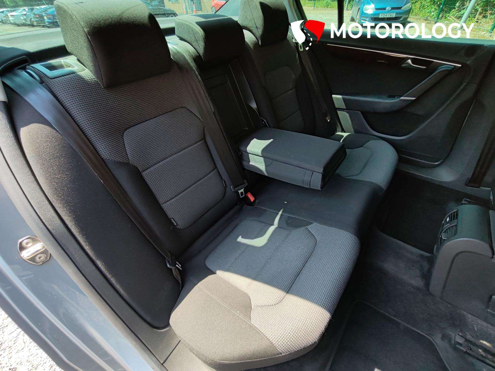 2012 VOLKSWAGEN PASSAT 2012 VOLKSWAGEN PASSAT