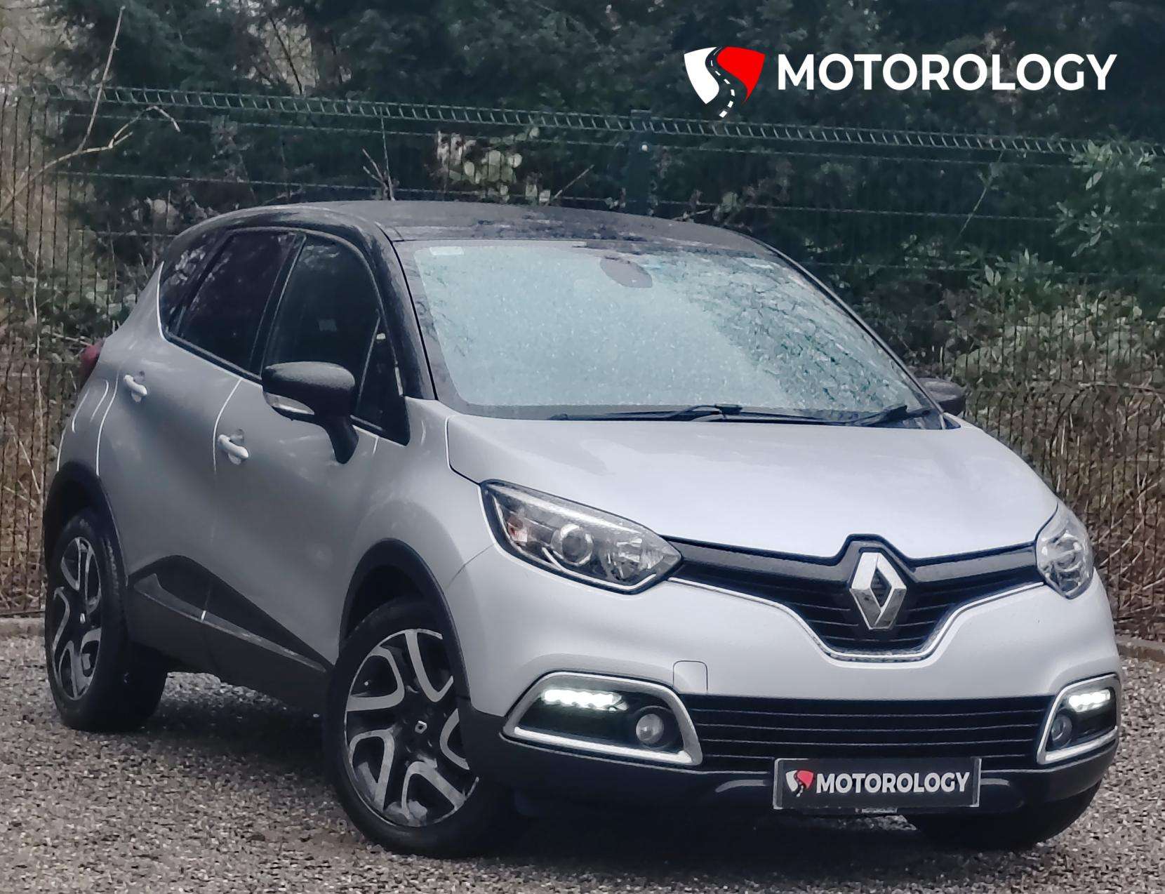 A 2015 RENAULT CAPTUR 1.5 dCi ENERGY Dynamique S Nav SUV 5dr Diesel Manual Euro 6 (s/s) (90 ps) A 2015 RENAULT CAPTUR 1.5 dCi ENERGY Dynamique S Nav SUV 5dr Diesel Manual Euro 6 (s/s) (90 ps)