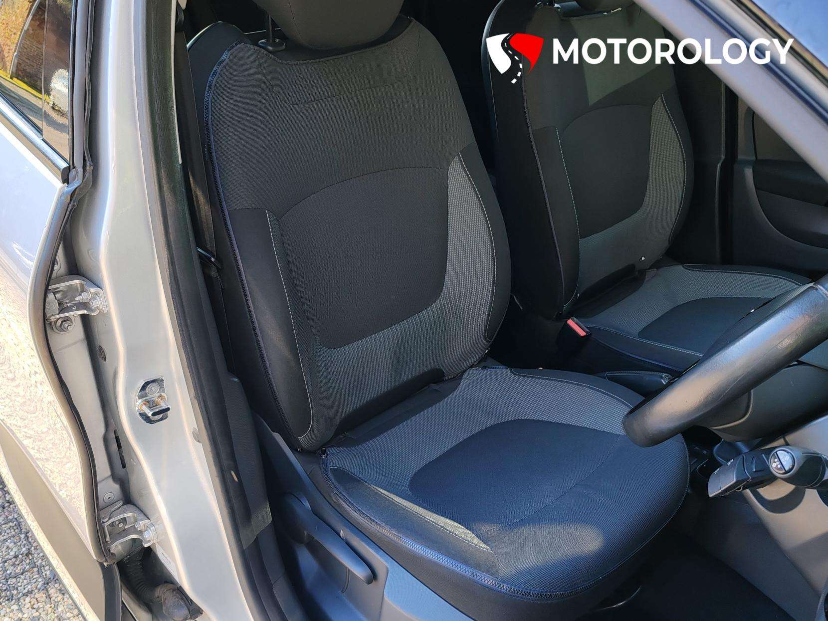 2015 RENAULT CAPTUR 2015 RENAULT CAPTUR