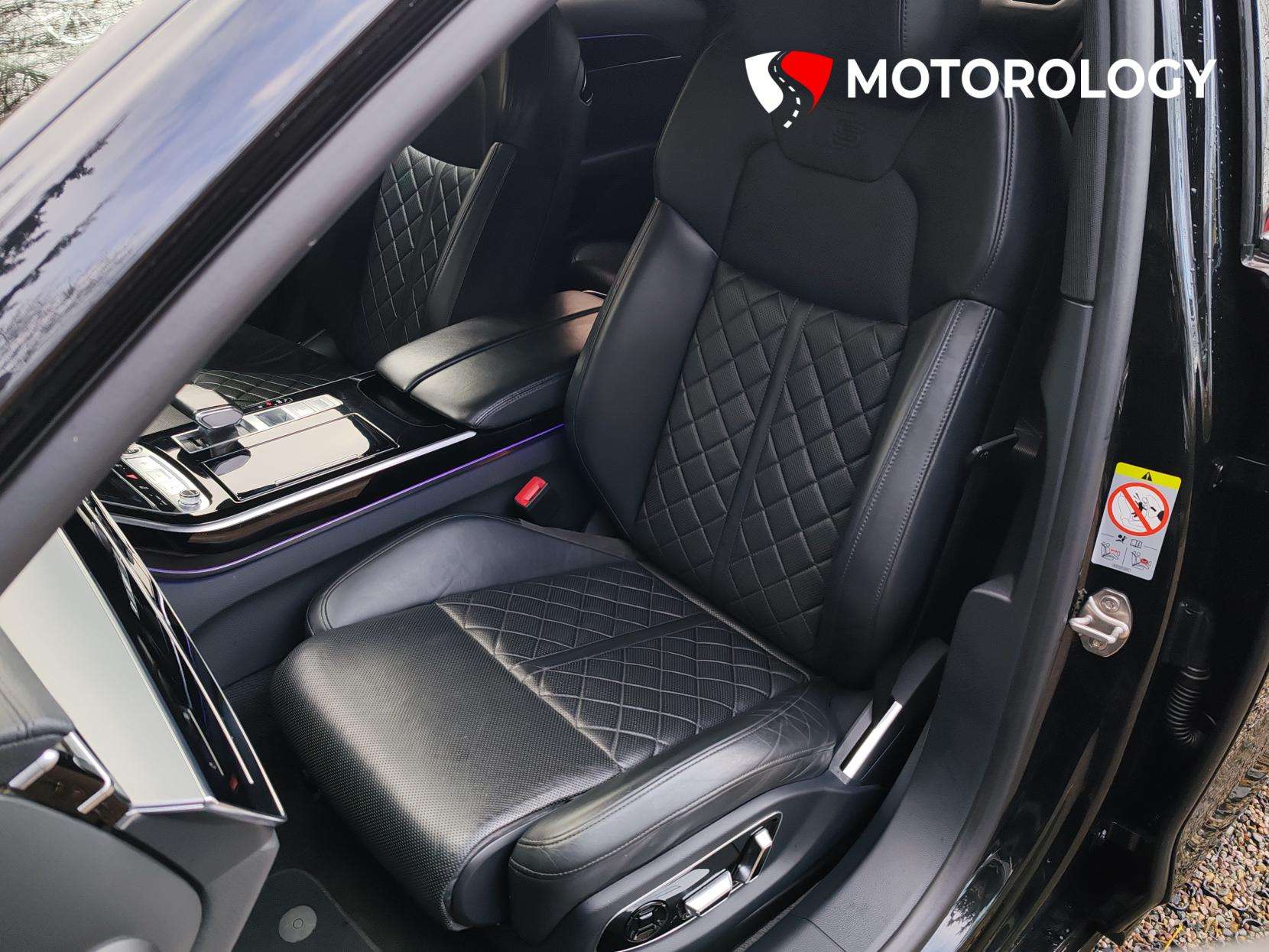 2021 AUDI A8 2021 AUDI A8