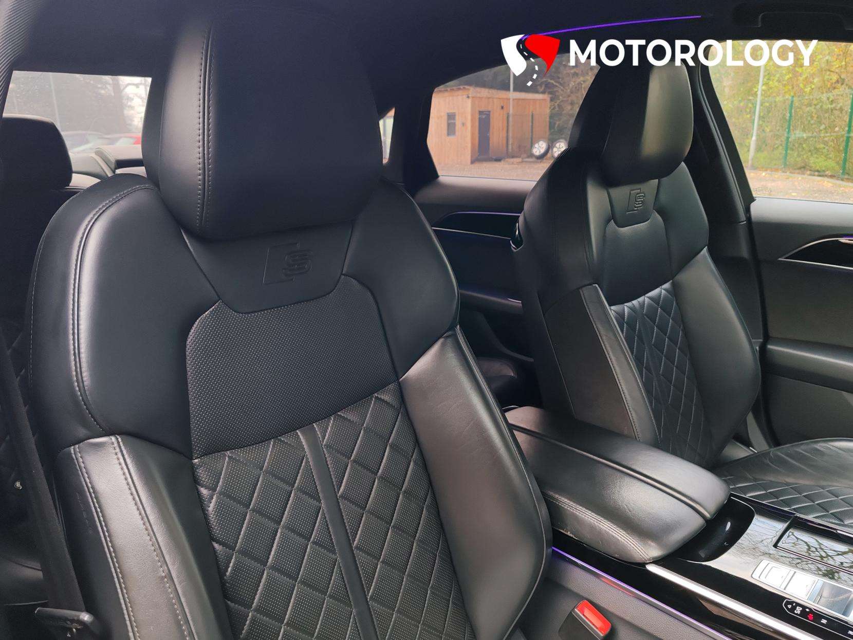 2021 AUDI A8 2021 AUDI A8