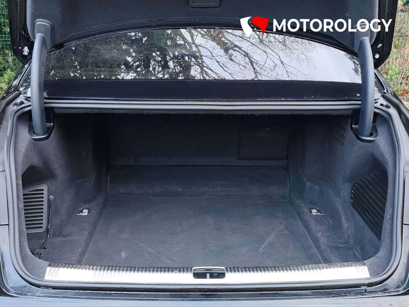 2021 AUDI A8 2021 AUDI A8