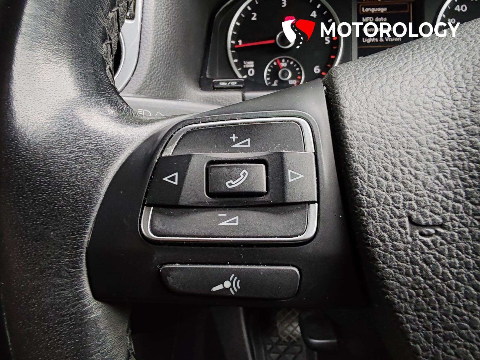 2015 VOLKSWAGEN TIGUAN 2015 VOLKSWAGEN TIGUAN