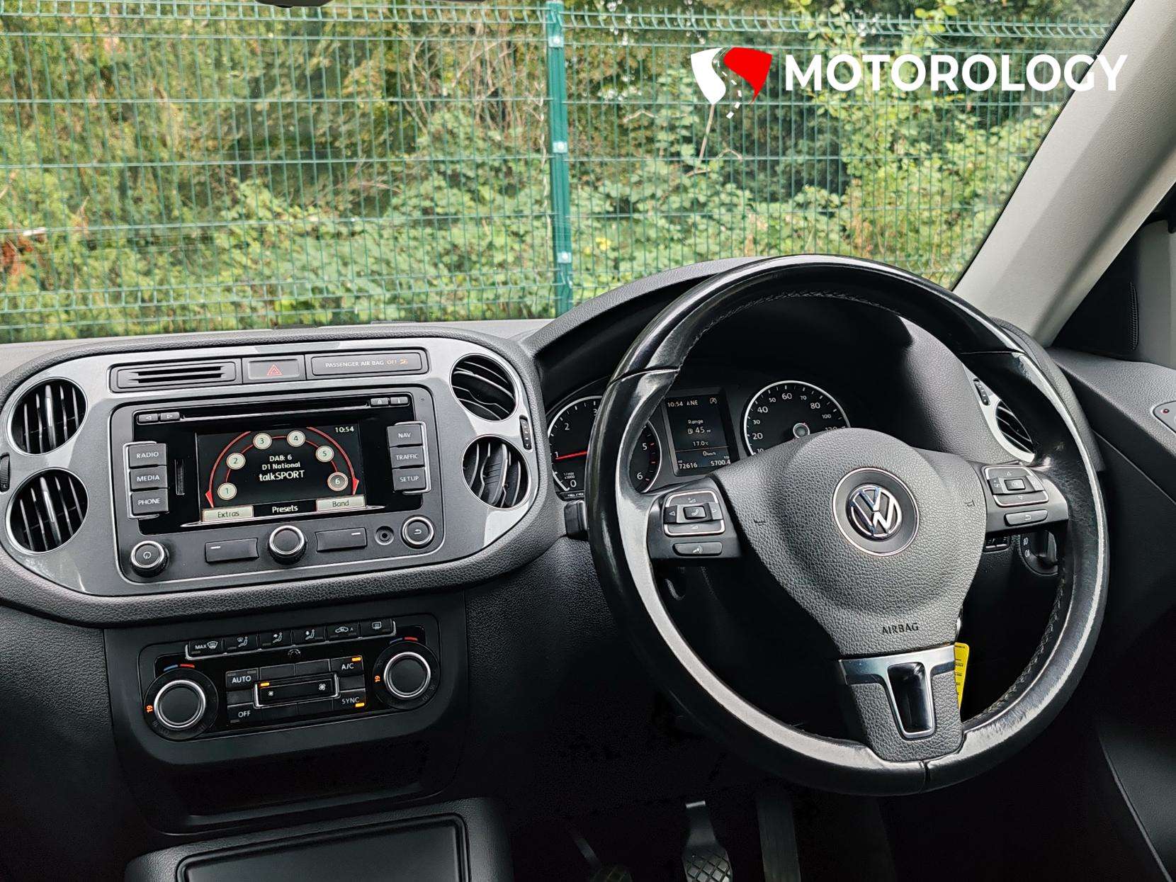 2015 VOLKSWAGEN TIGUAN 2015 VOLKSWAGEN TIGUAN