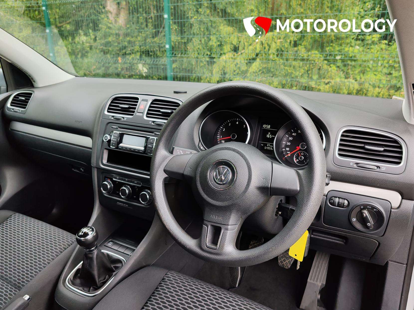 A 2009 VOLKSWAGEN GOLF 1.6 FSI S Hatchback 5dr Petrol Manual Euro 5 (102 ps) A 2009 VOLKSWAGEN GOLF 1.6 FSI S Hatchback 5dr Petrol Manual Euro 5 (102 ps)