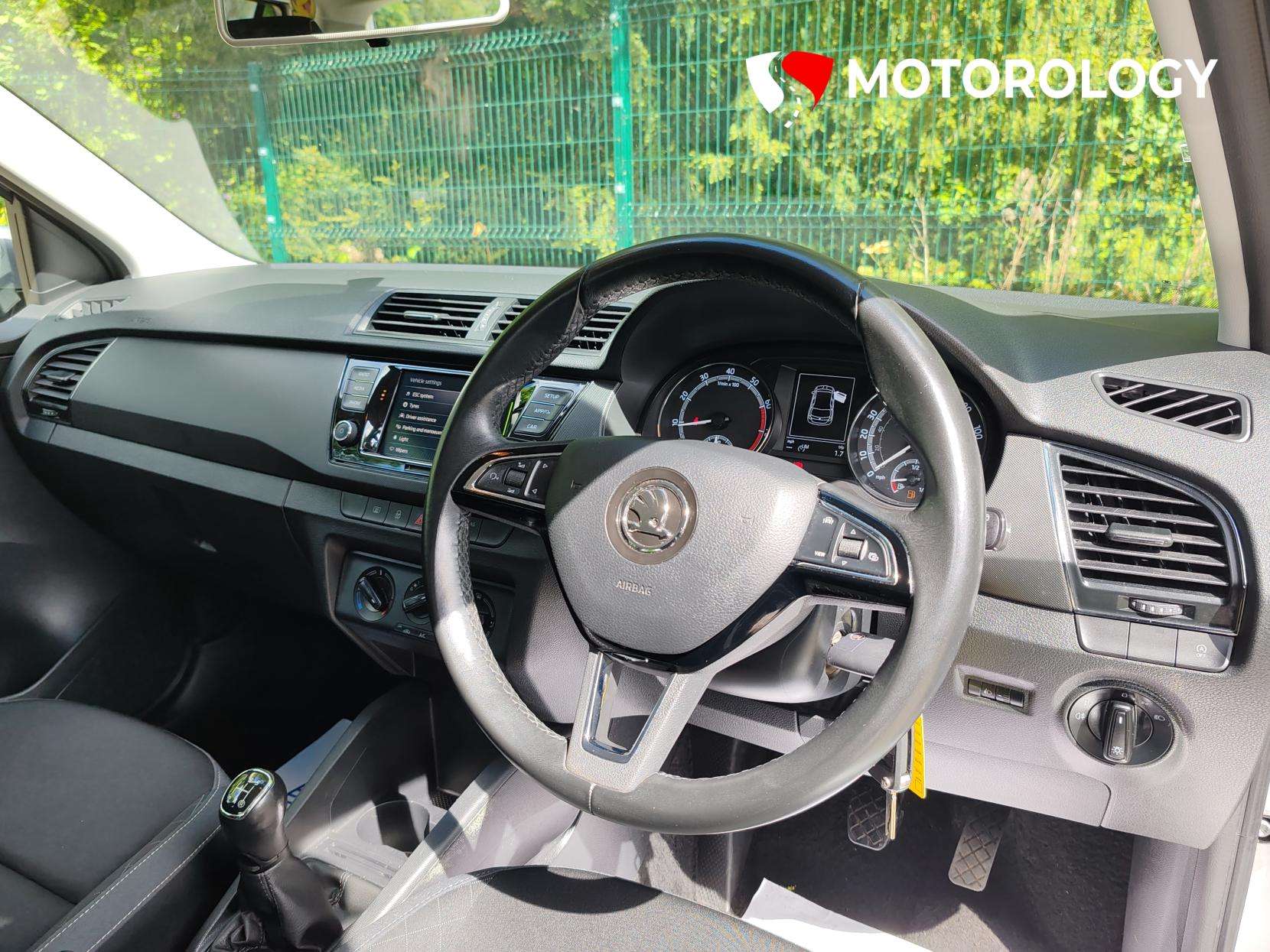 A 2020 SKODA FABIA 1.0 SE Hatchback 5dr Petrol Manual Euro 6 (s/s) (60 ps) A 2020 SKODA FABIA 1.0 SE Hatchback 5dr Petrol Manual Euro 6 (s/s) (60 ps)