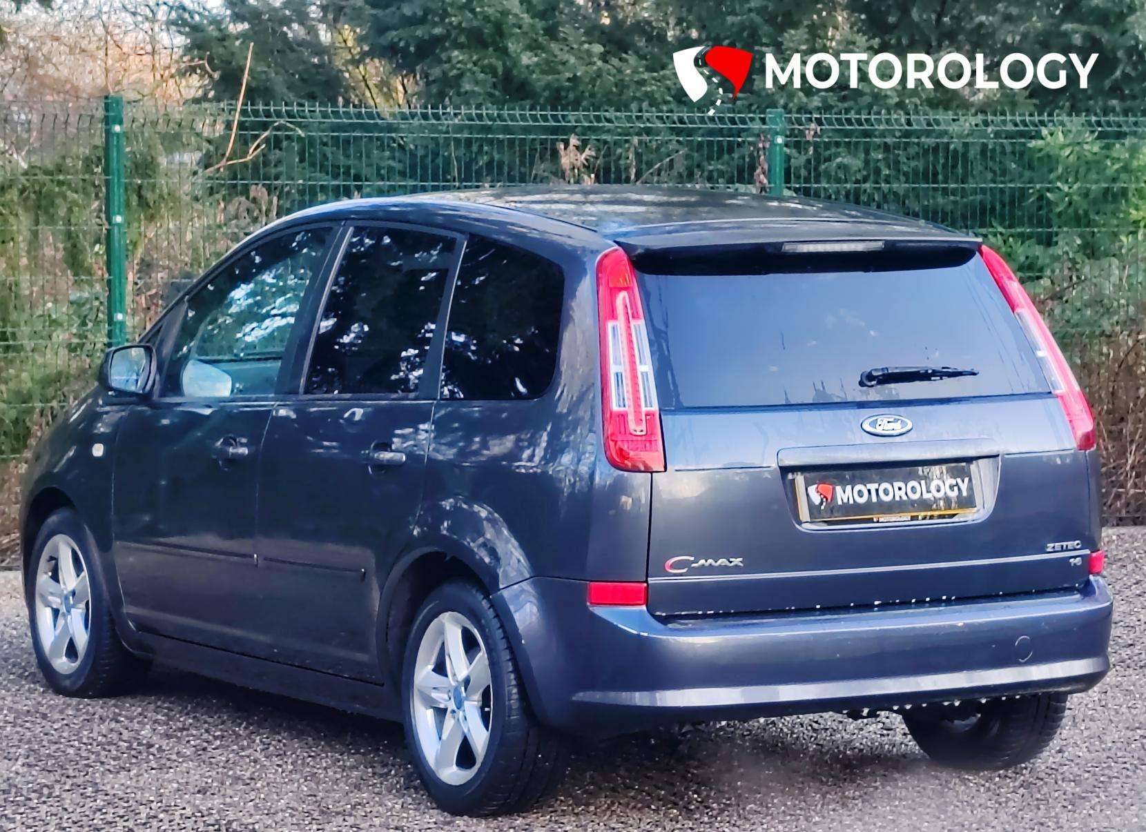 A 2010 FORD C-MAX 1.6 16v Zetec MPV 5dr Petrol Manual (164 g/km, 99 bhp) A 2010 FORD C-MAX 1.6 16v Zetec MPV 5dr Petrol Manual (164 g/km, 99 bhp)