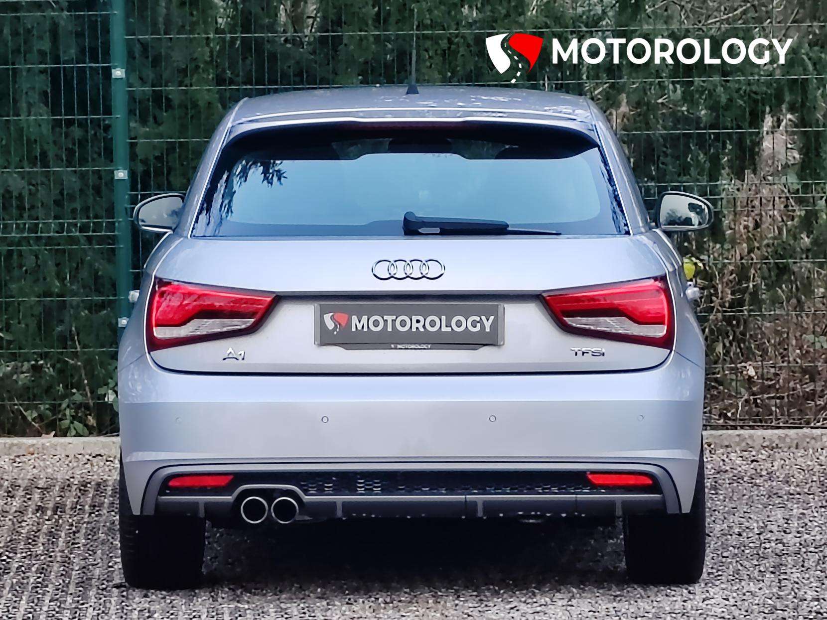 2017 AUDI A1 2017 AUDI A1