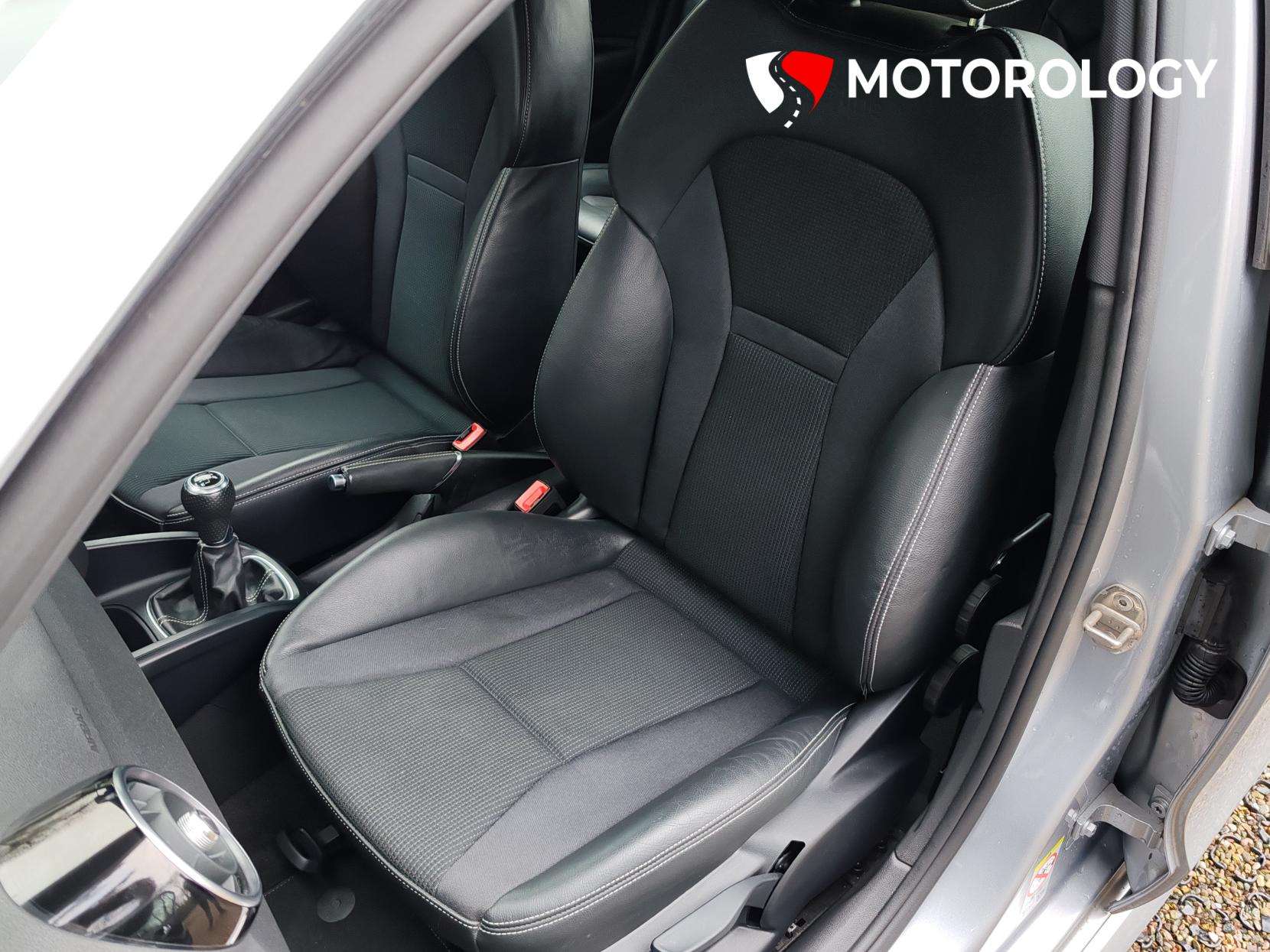 2017 AUDI A1 2017 AUDI A1