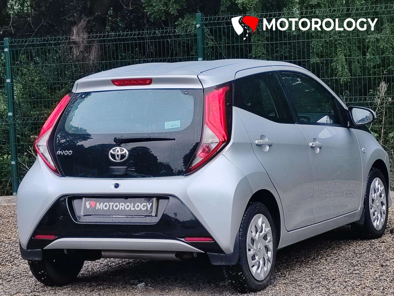 A 2018 TOYOTA AYGO 1.0 VVT-i x-play Hatchback 5dr Petrol Manual Euro 6 (71 ps) A 2018 TOYOTA AYGO 1.0 VVT-i x-play Hatchback 5dr Petrol Manual Euro 6 (71 ps)