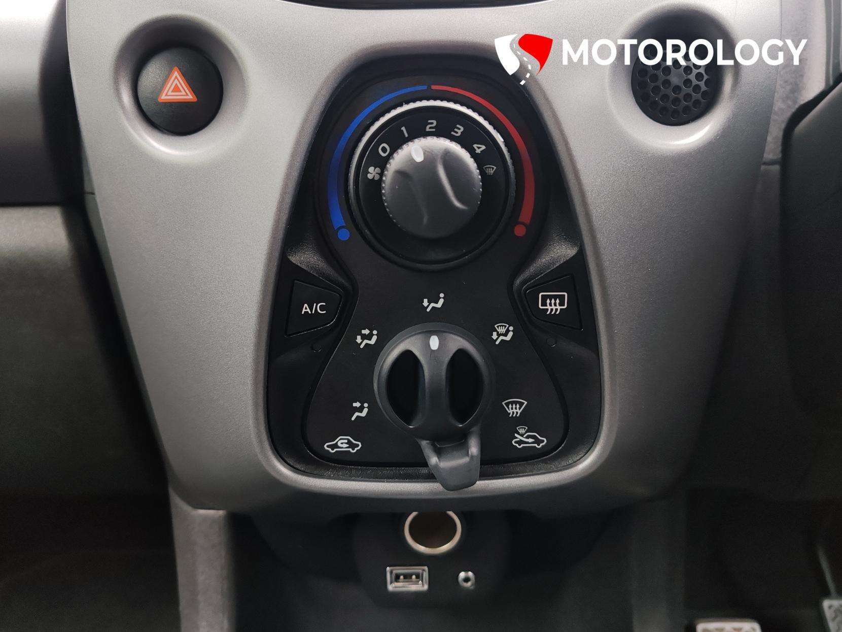 2018 TOYOTA AYGO 2018 TOYOTA AYGO
