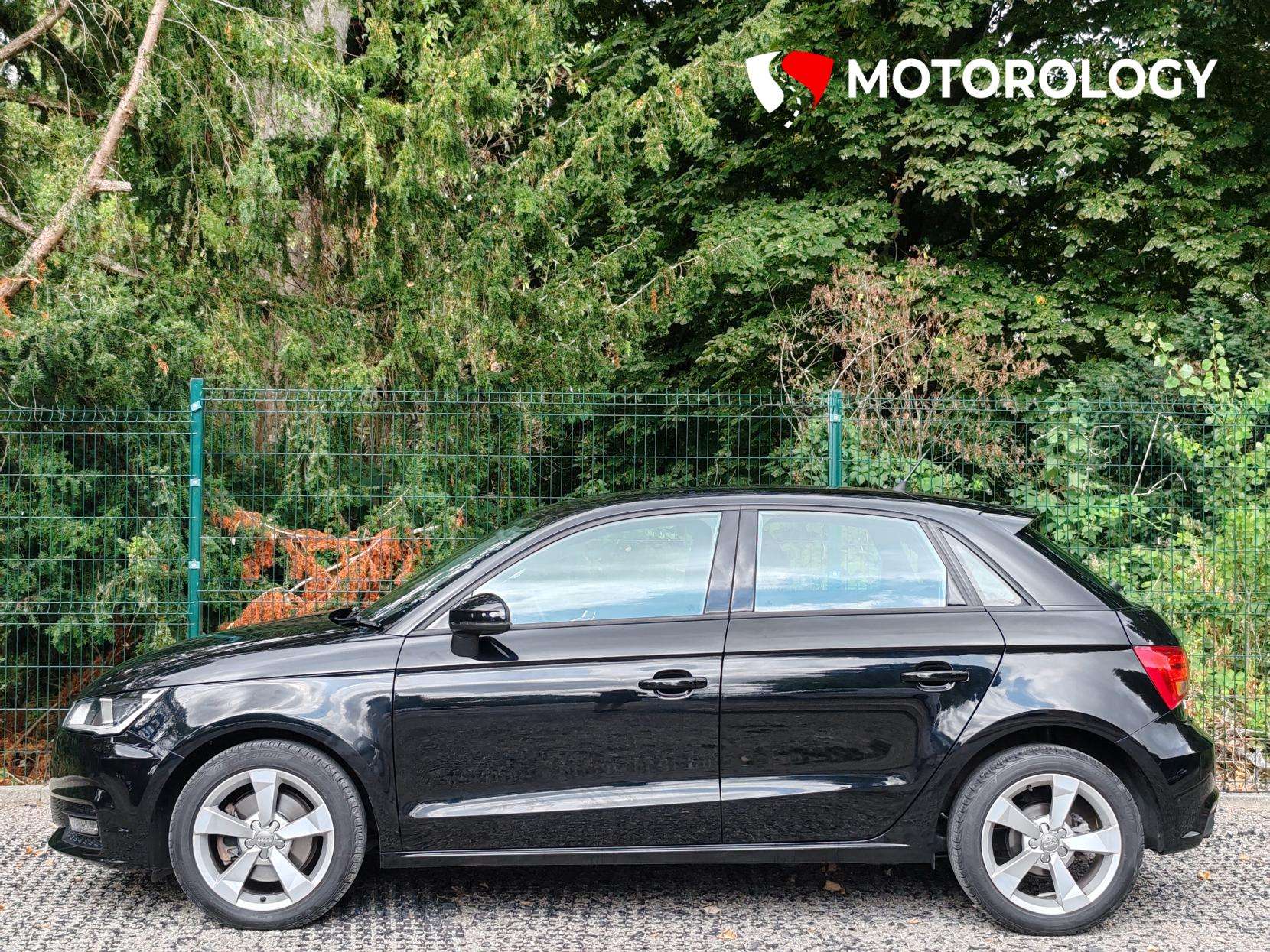 2017 AUDI A1 2017 AUDI A1