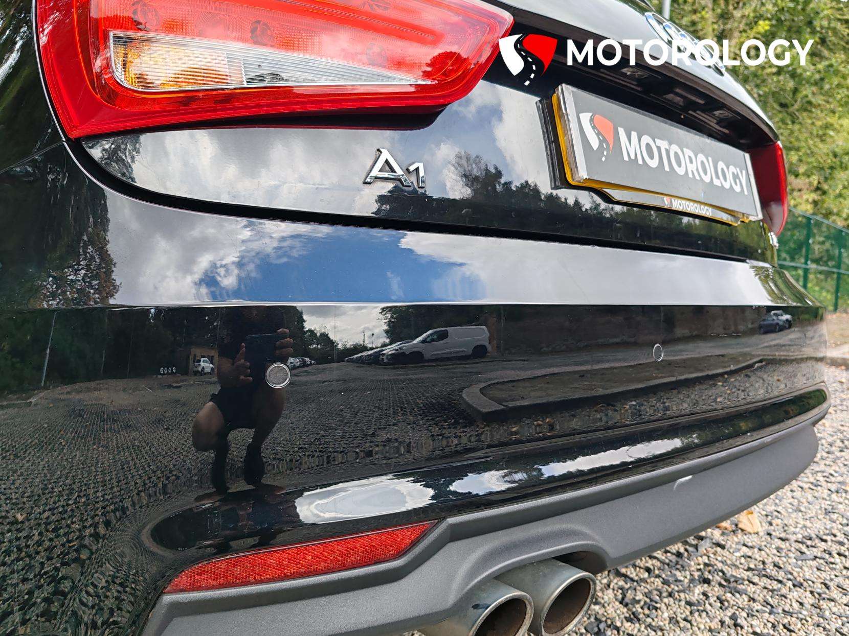 2017 AUDI A1 2017 AUDI A1