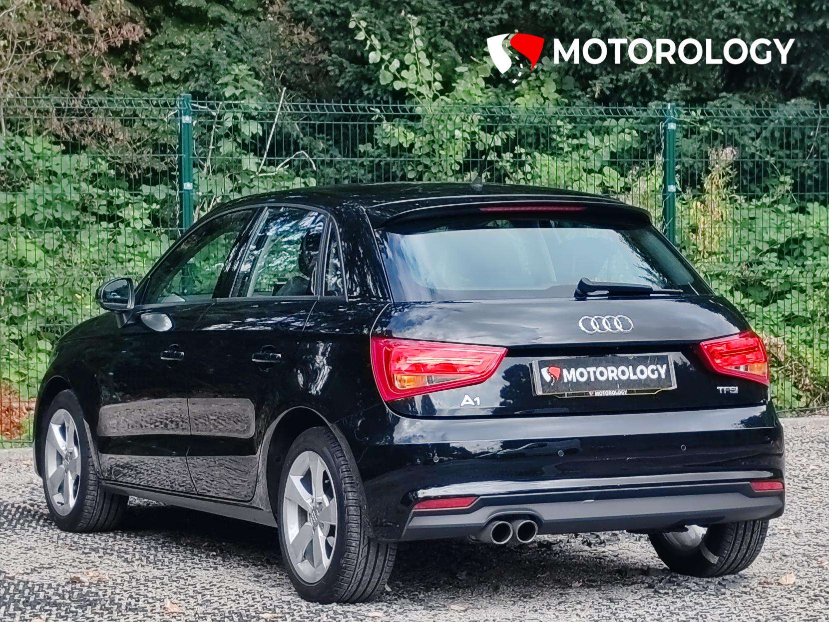2017 AUDI A1 2017 AUDI A1