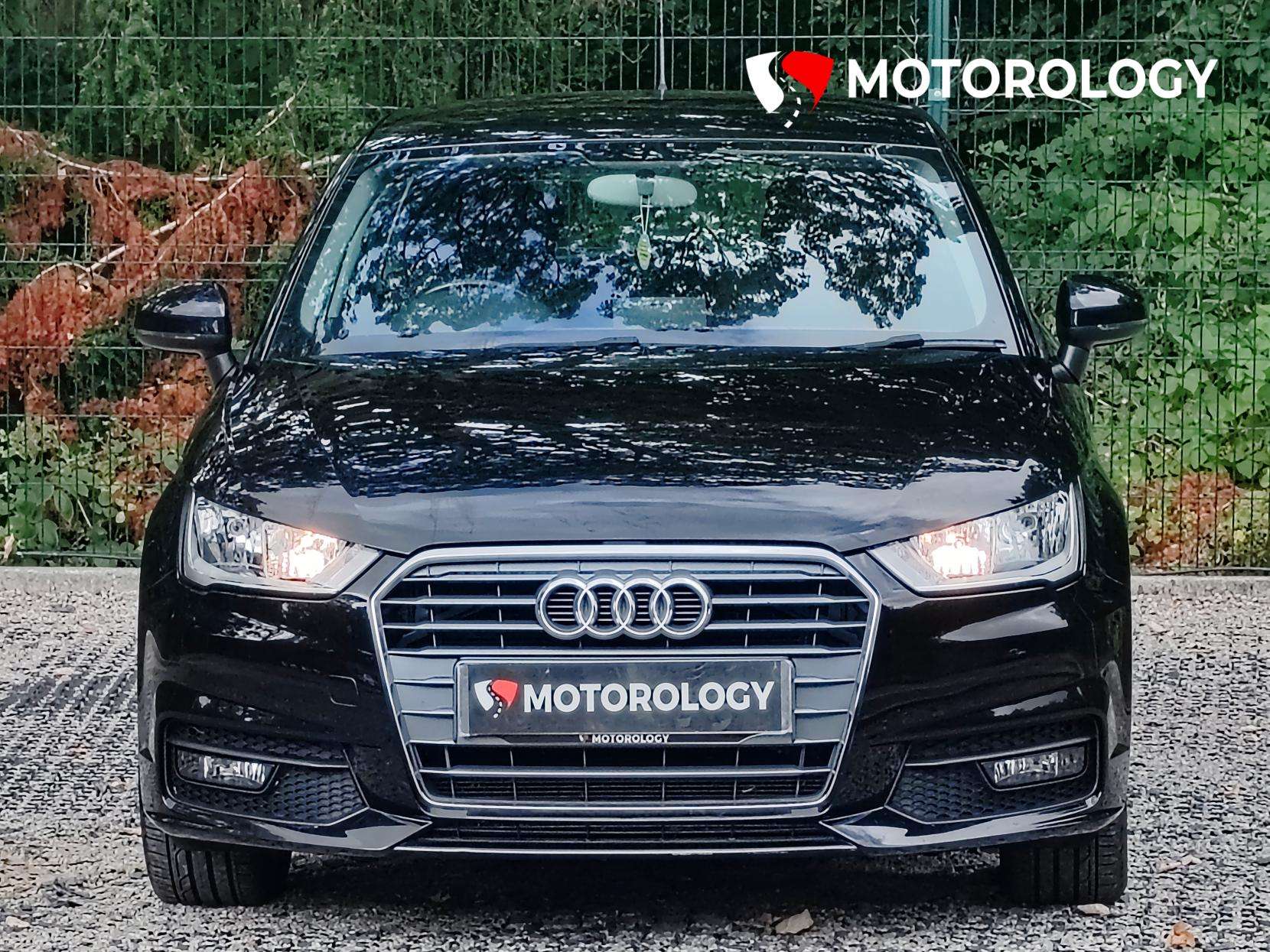 2017 AUDI A1 2017 AUDI A1