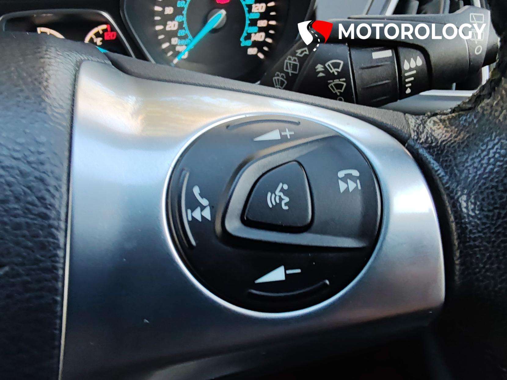 2015 FORD KUGA 2015 FORD KUGA