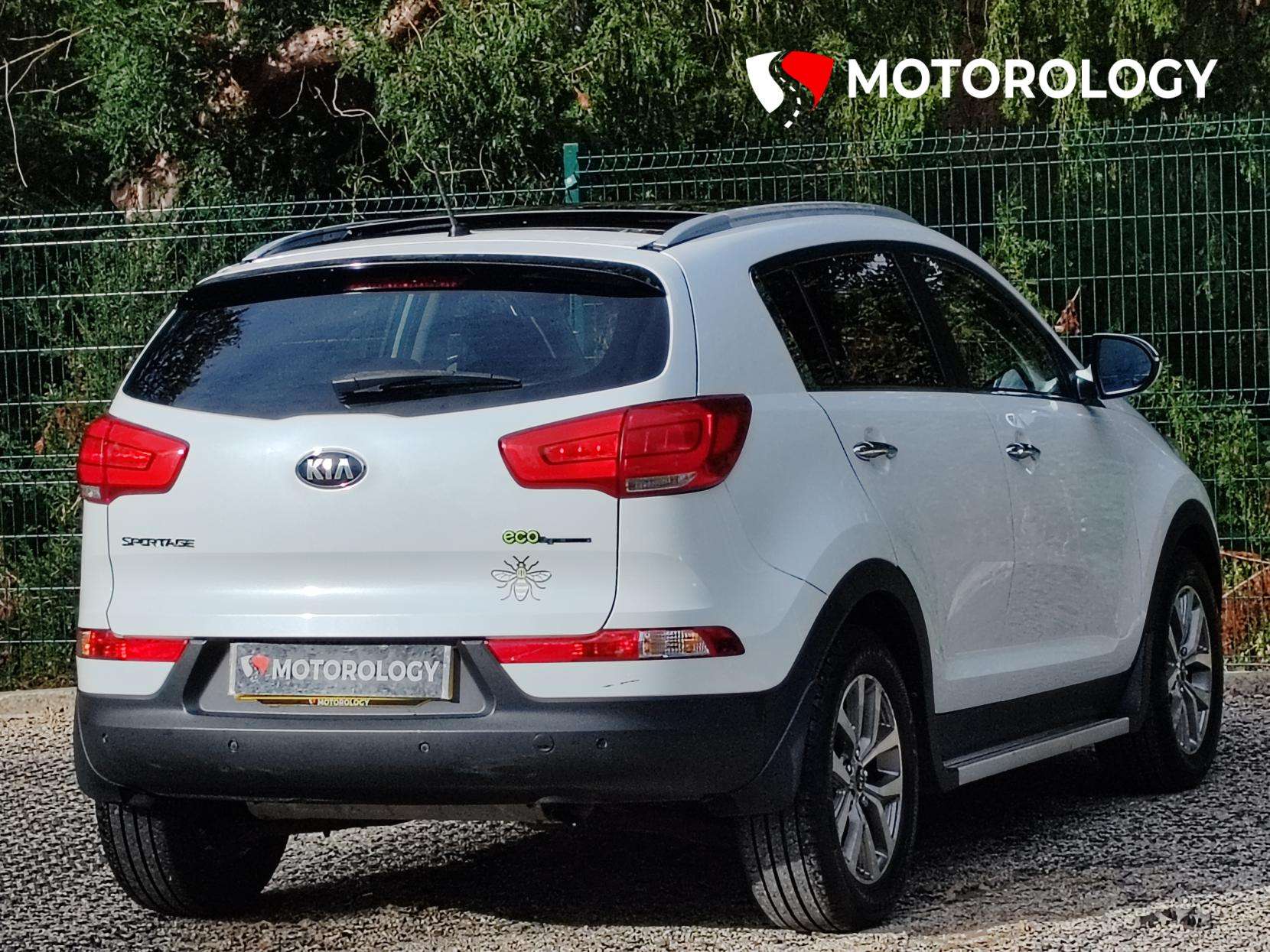 A 2014 KIA SPORTAGE 1.6 GDi EcoDynamics 2 SUV 5dr Petrol Manual 2WD Euro 5 (s/s) (133 bhp) A 2014 KIA SPORTAGE 1.6 GDi EcoDynamics 2 SUV 5dr Petrol Manual 2WD Euro 5 (s/s) (133 bhp)
