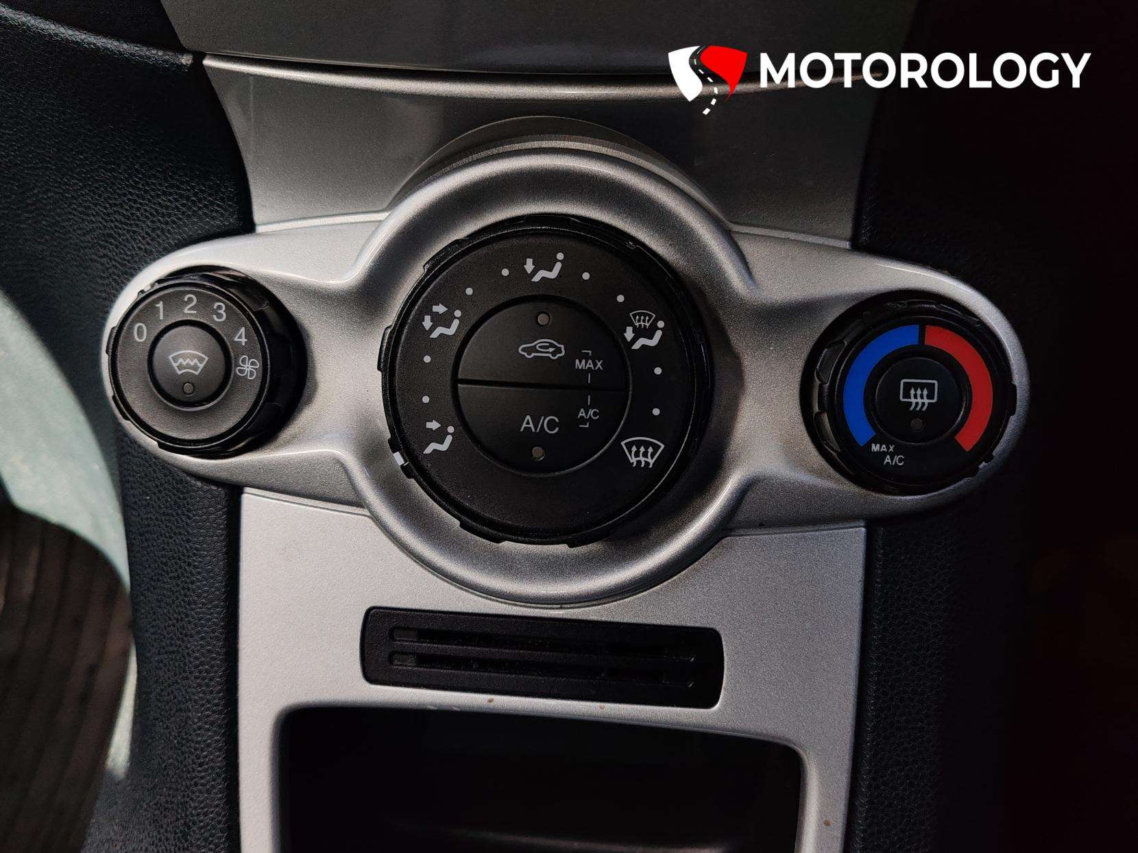 2011 FORD FIESTA 2011 FORD FIESTA