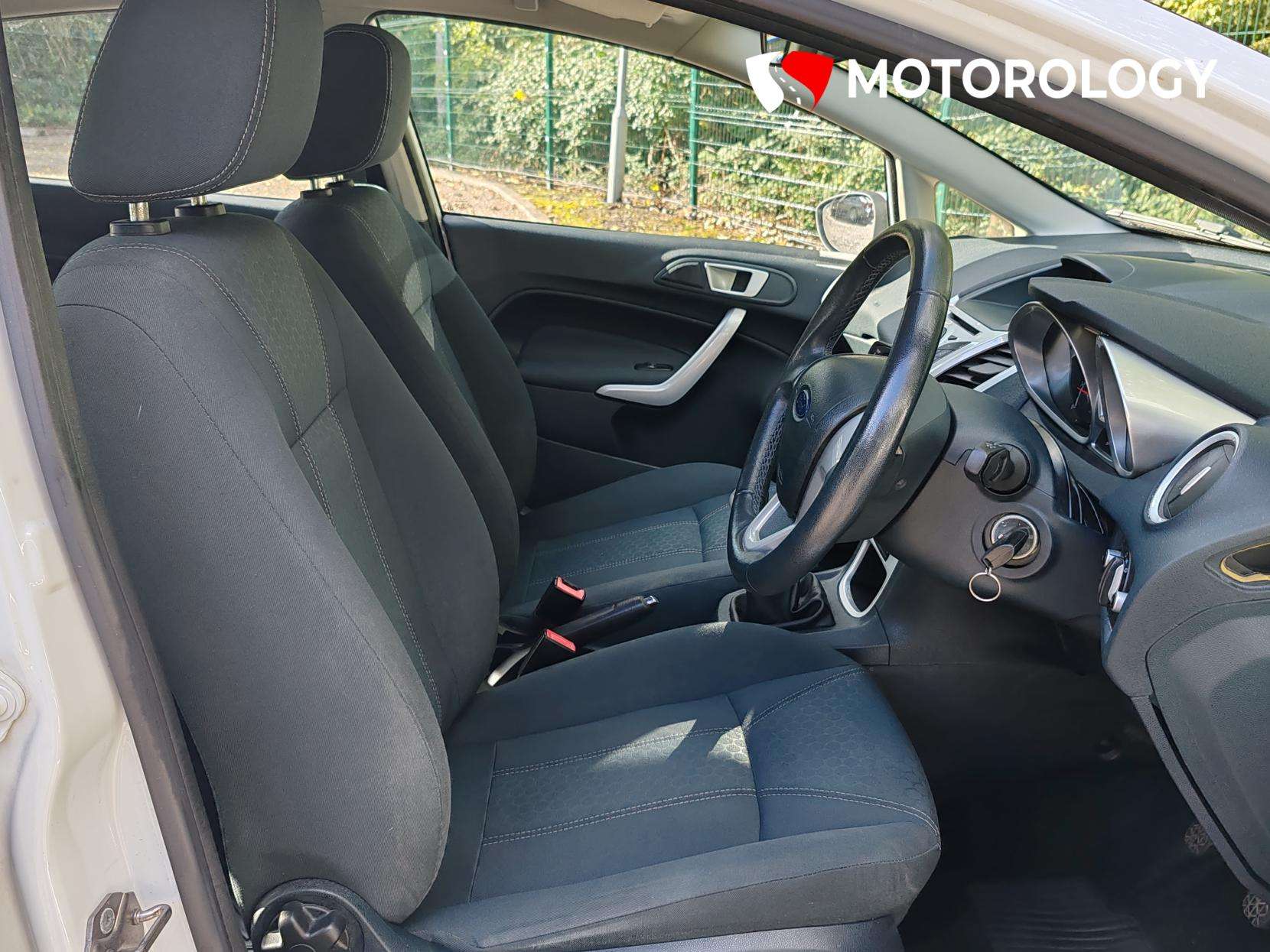 2011 FORD FIESTA 2011 FORD FIESTA