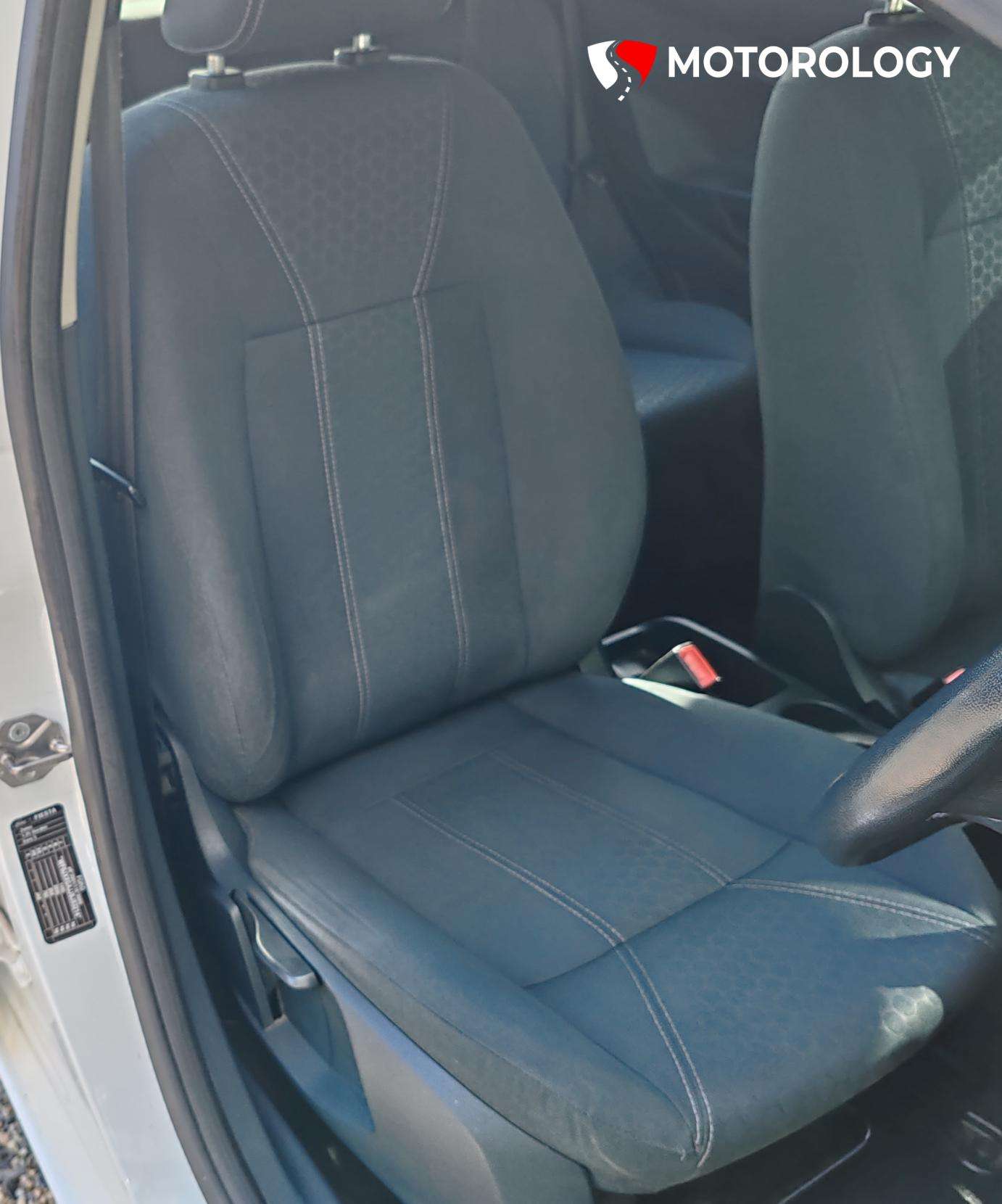2011 FORD FIESTA 2011 FORD FIESTA