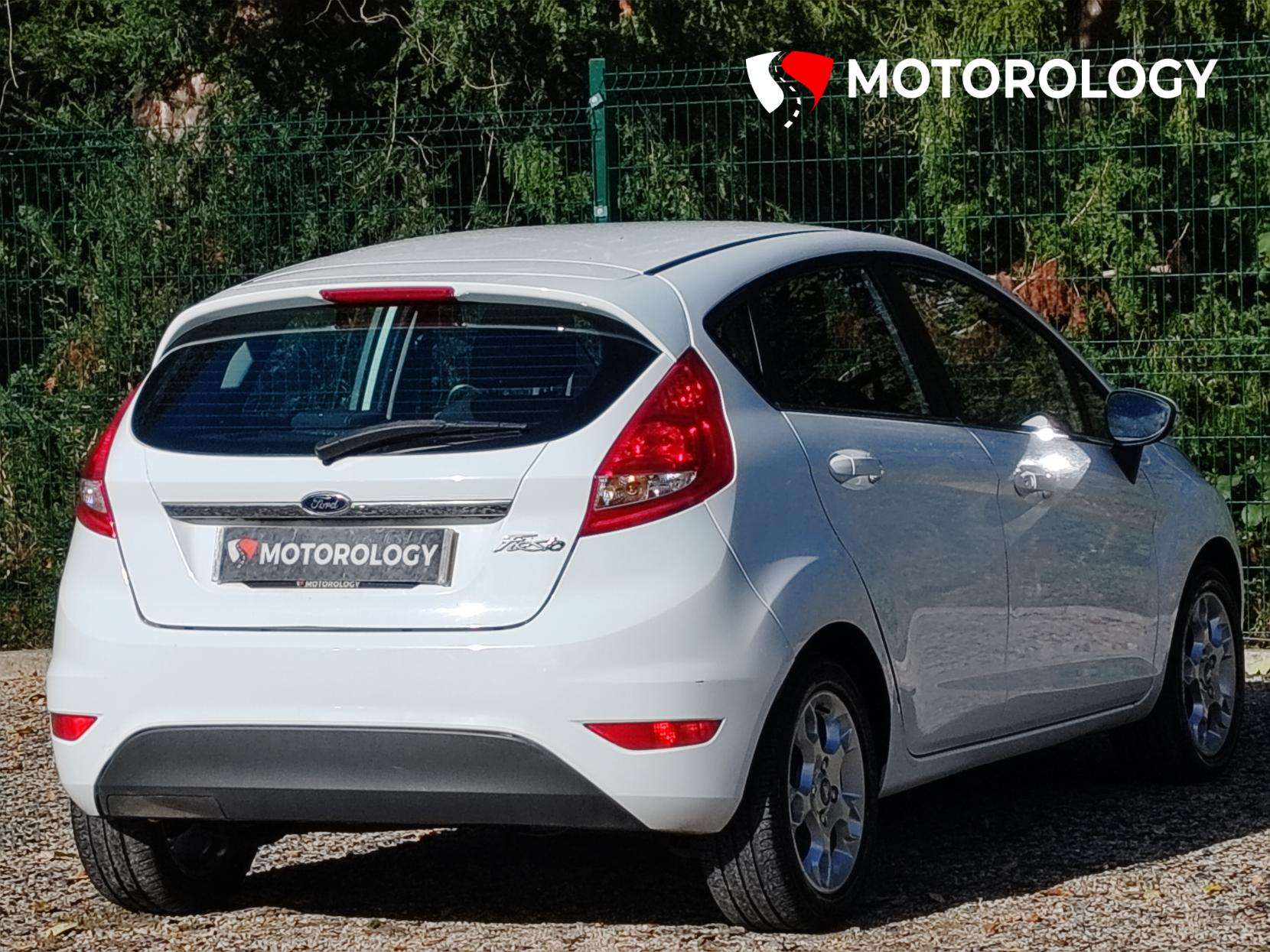 A 2011 FORD FIESTA 1.25 Zetec Hatchback 5dr Petrol Manual (129 g/km, 81 bhp) A 2011 FORD FIESTA 1.25 Zetec Hatchback 5dr Petrol Manual (129 g/km, 81 bhp)