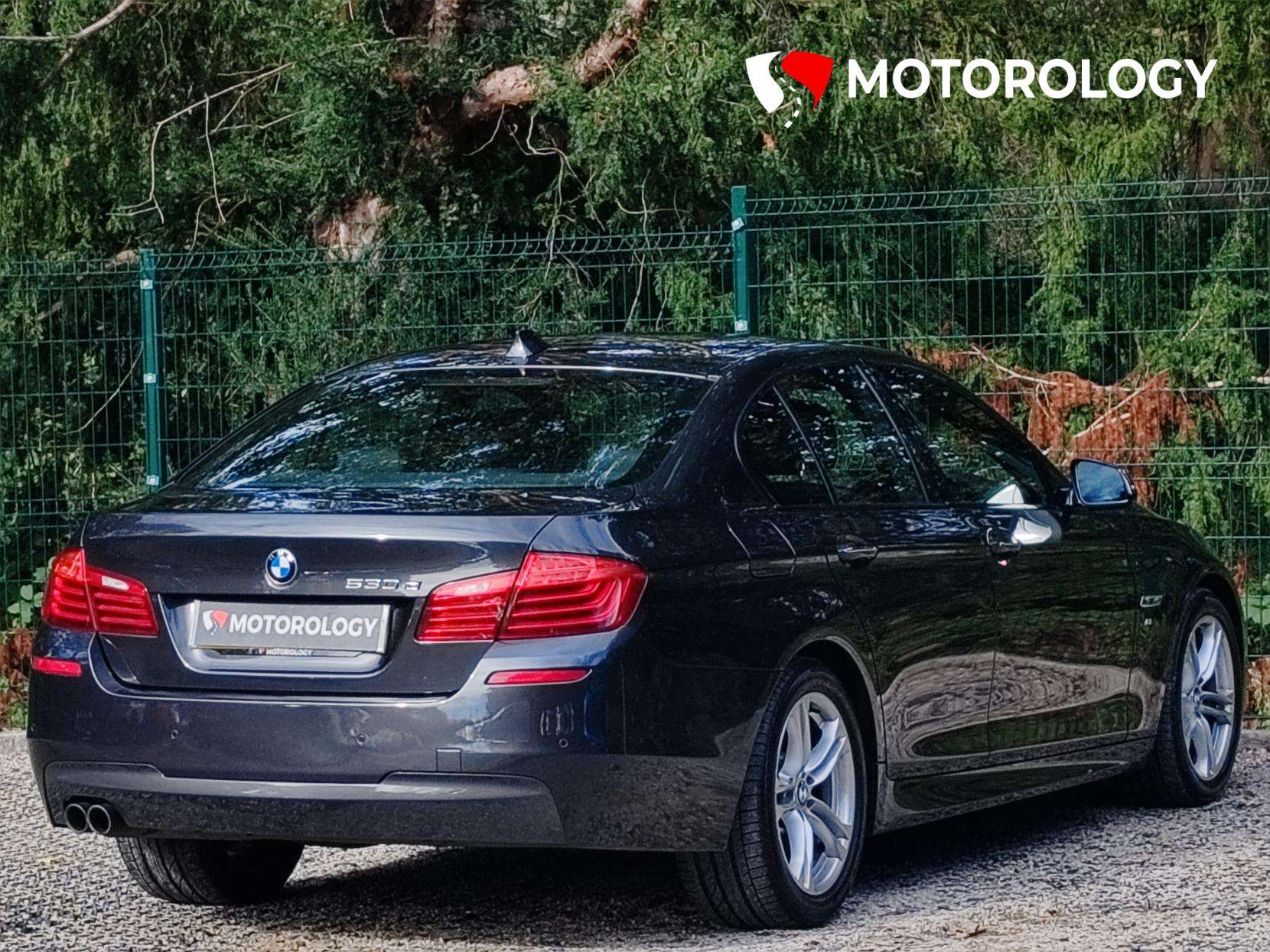 A 2013 BMW 5 SERIES 3.0 530d M Sport Saloon 4dr Diesel Auto Euro 6 (s/s) (258 ps) A 2013 BMW 5 SERIES 3.0 530d M Sport Saloon 4dr Diesel Auto Euro 6 (s/s) (258 ps)