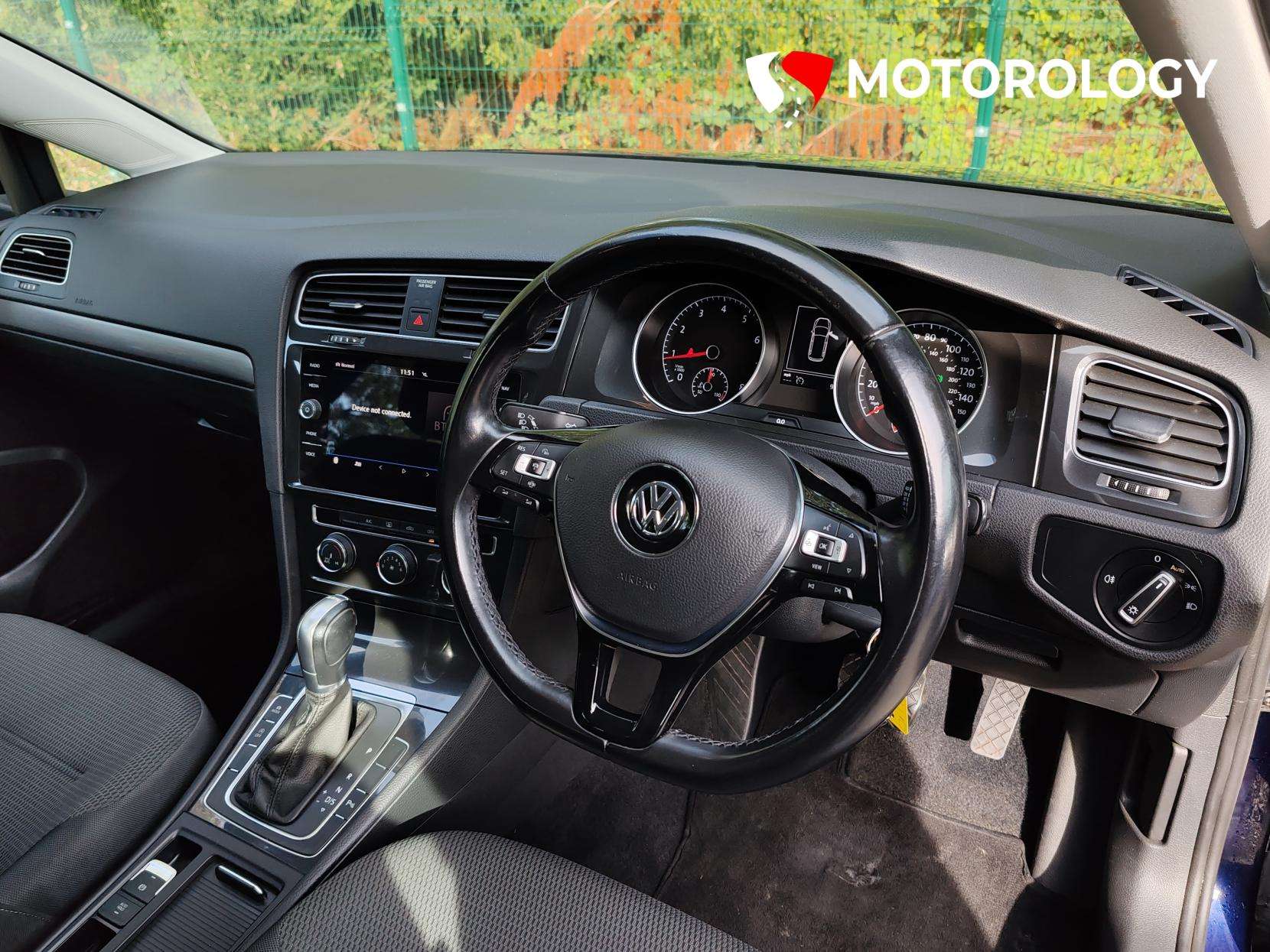 A 2018 VOLKSWAGEN GOLF 1.5 TSI EVO SE Nav Estate 5dr Petrol DSG Euro 6 (s/s) (130 ps) A 2018 VOLKSWAGEN GOLF 1.5 TSI EVO SE Nav Estate 5dr Petrol DSG Euro 6 (s/s) (130 ps)