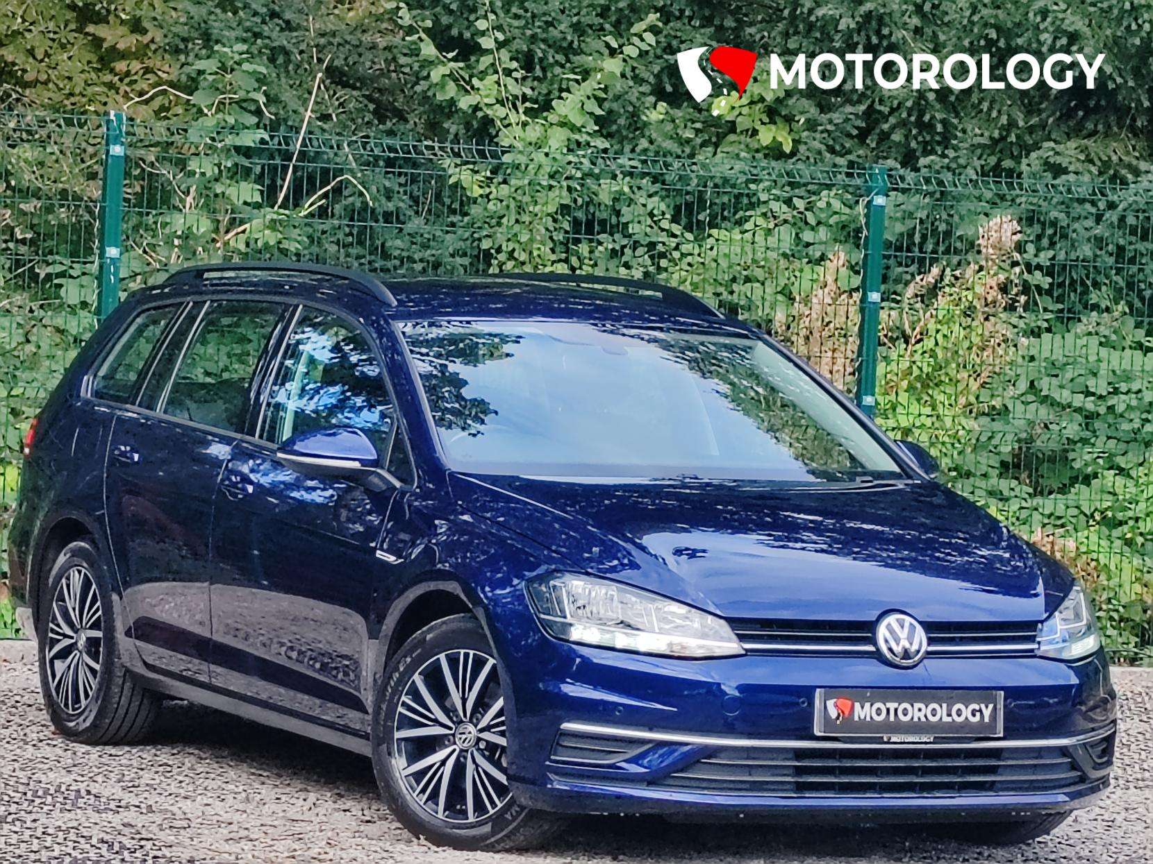 A 2018 VOLKSWAGEN GOLF 1.5 TSI EVO SE Nav Estate 5dr Petrol DSG Euro 6 (s/s) (130 ps) A 2018 VOLKSWAGEN GOLF 1.5 TSI EVO SE Nav Estate 5dr Petrol DSG Euro 6 (s/s) (130 ps)