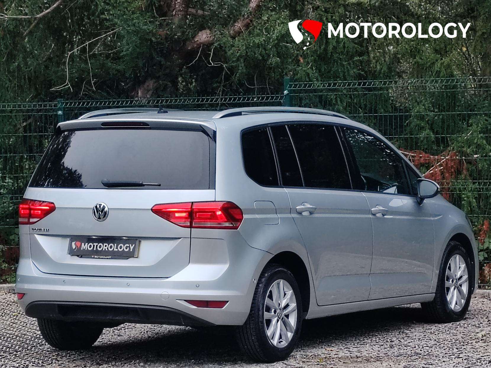 A 2018 VOLKSWAGEN TOURAN 1.6 TDI SE Family MPV 5dr Diesel Manual Euro 6 (s/s) (115 ps) A 2018 VOLKSWAGEN TOURAN 1.6 TDI SE Family MPV 5dr Diesel Manual Euro 6 (s/s) (115 ps)