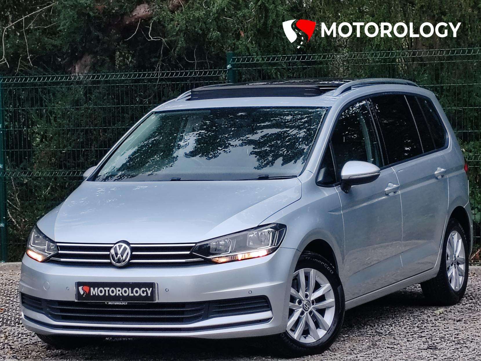 A 2018 VOLKSWAGEN TOURAN 1.6 TDI SE Family MPV 5dr Diesel Manual Euro 6 (s/s) (115 ps) A 2018 VOLKSWAGEN TOURAN 1.6 TDI SE Family MPV 5dr Diesel Manual Euro 6 (s/s) (115 ps)