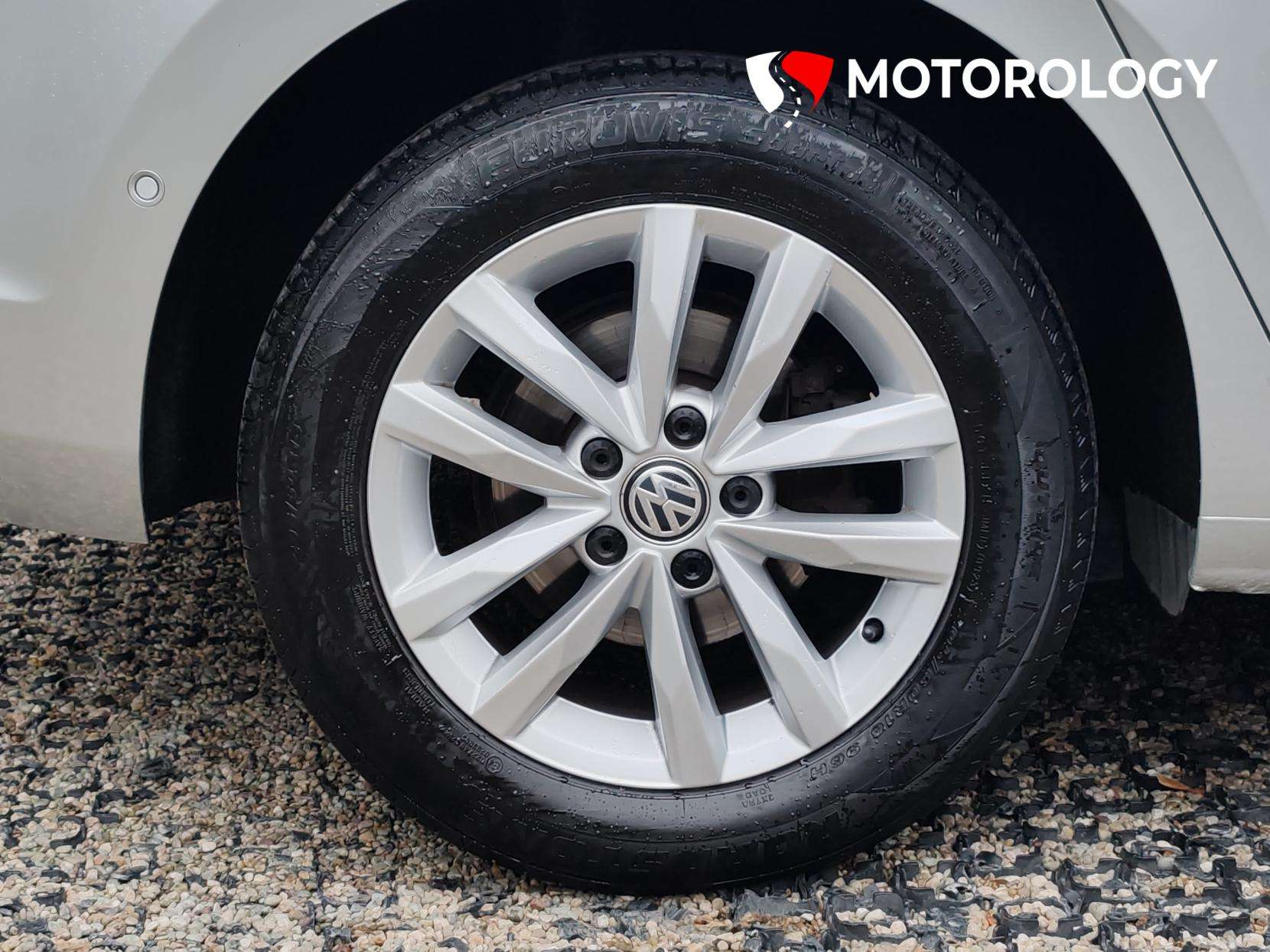 2018 VOLKSWAGEN TOURAN 2018 VOLKSWAGEN TOURAN