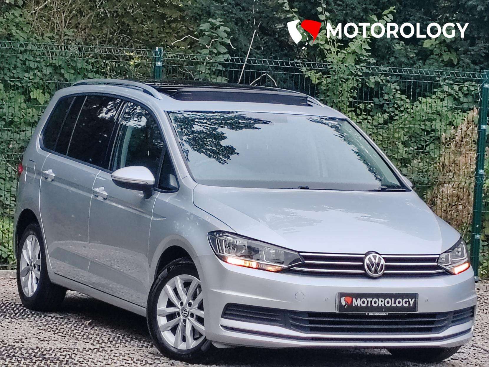 A 2018 VOLKSWAGEN TOURAN 1.6 TDI SE Family MPV 5dr Diesel Manual Euro 6 (s/s) (115 ps) A 2018 VOLKSWAGEN TOURAN 1.6 TDI SE Family MPV 5dr Diesel Manual Euro 6 (s/s) (115 ps)