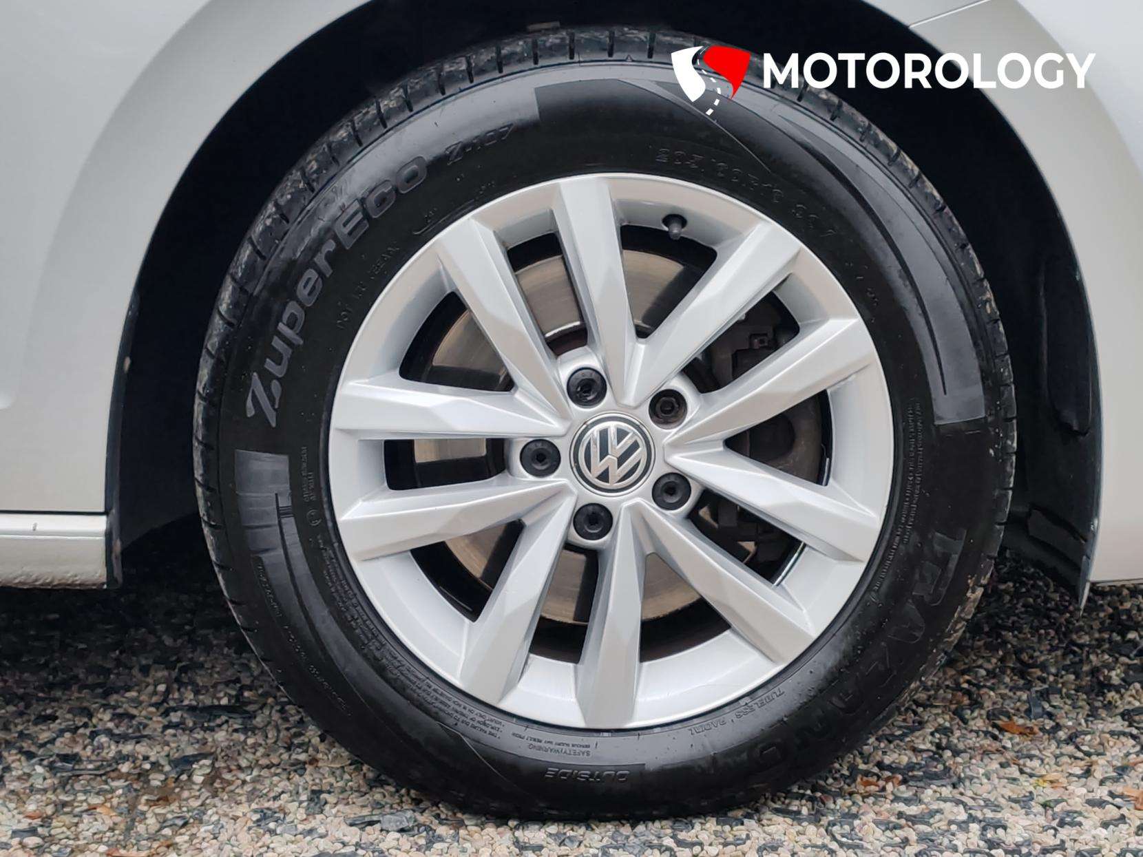 2018 VOLKSWAGEN TOURAN 2018 VOLKSWAGEN TOURAN