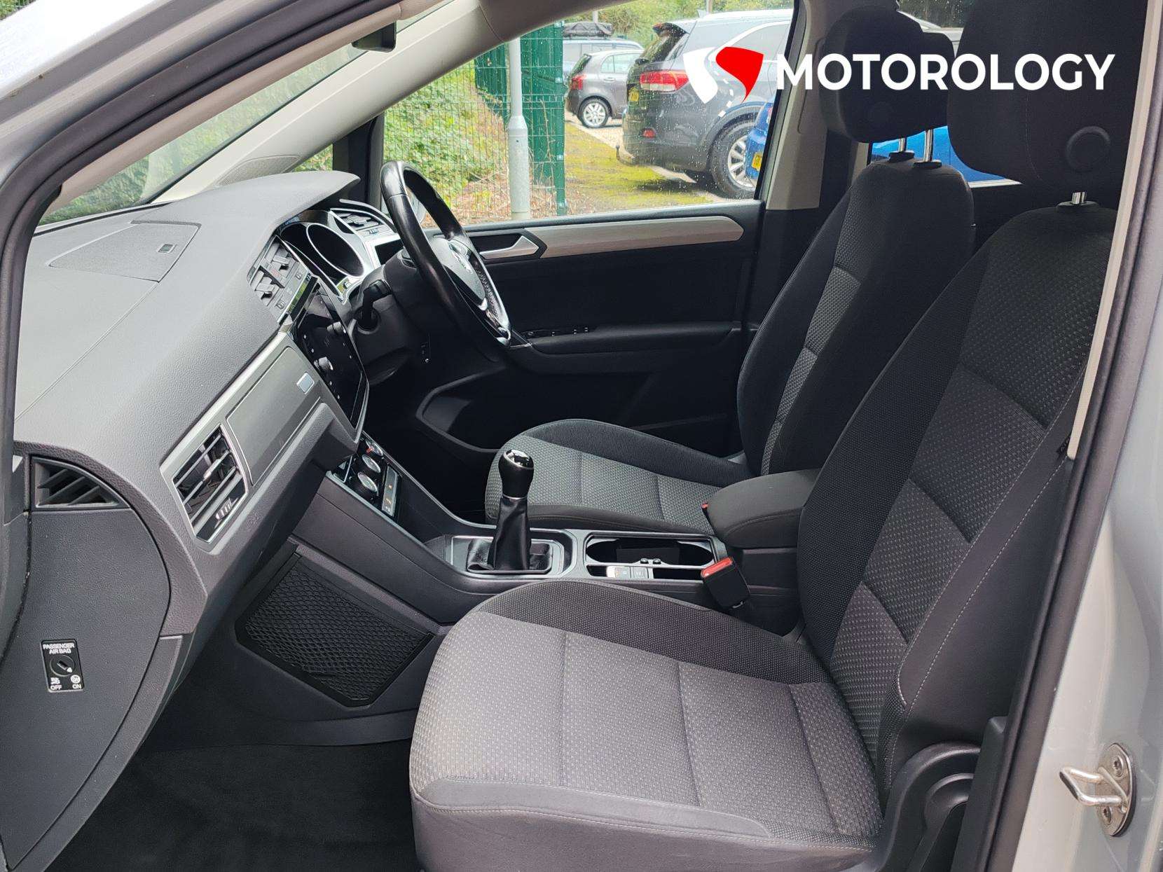 2018 VOLKSWAGEN TOURAN 2018 VOLKSWAGEN TOURAN