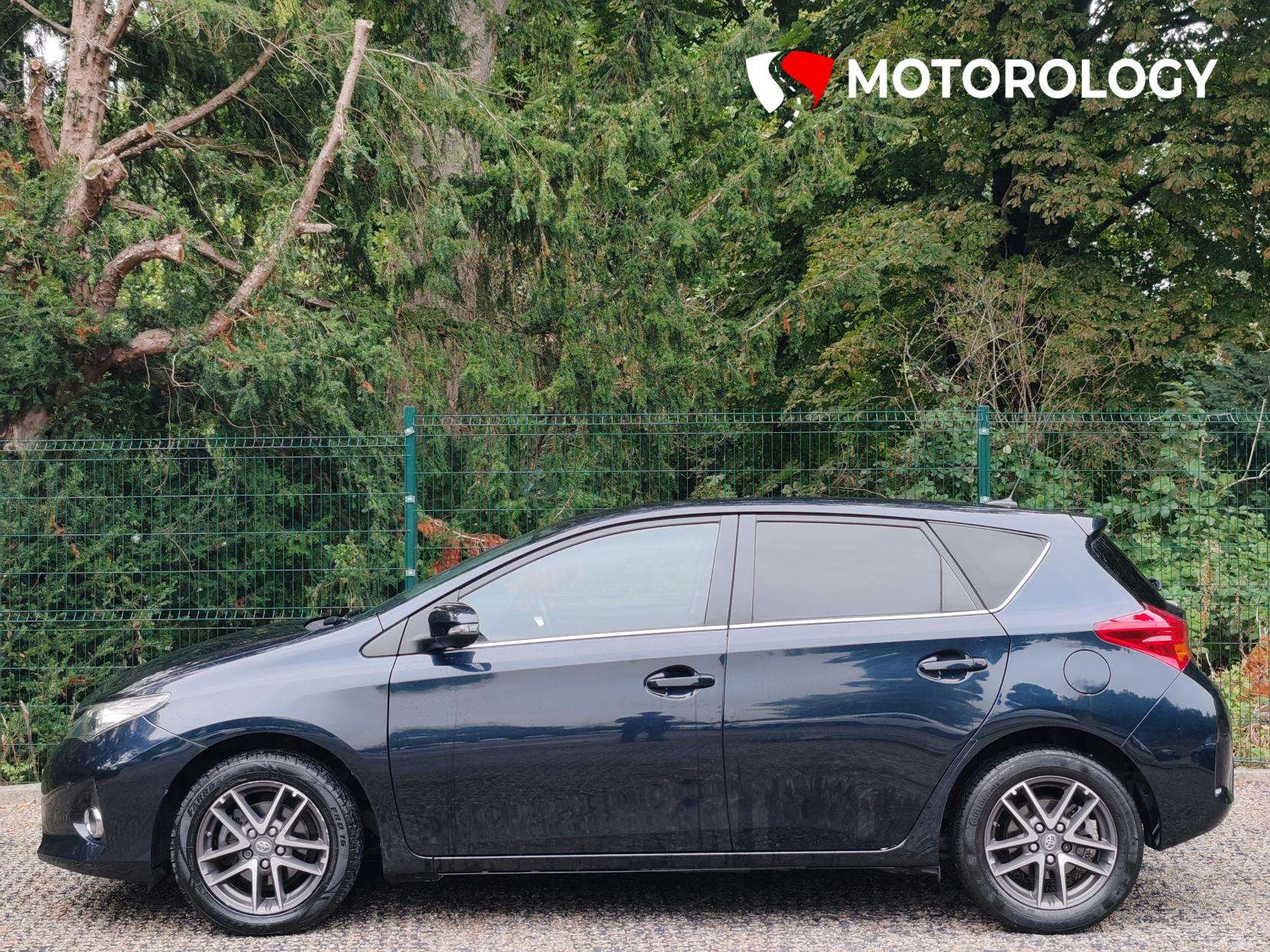 2014 TOYOTA AURIS 2014 TOYOTA AURIS